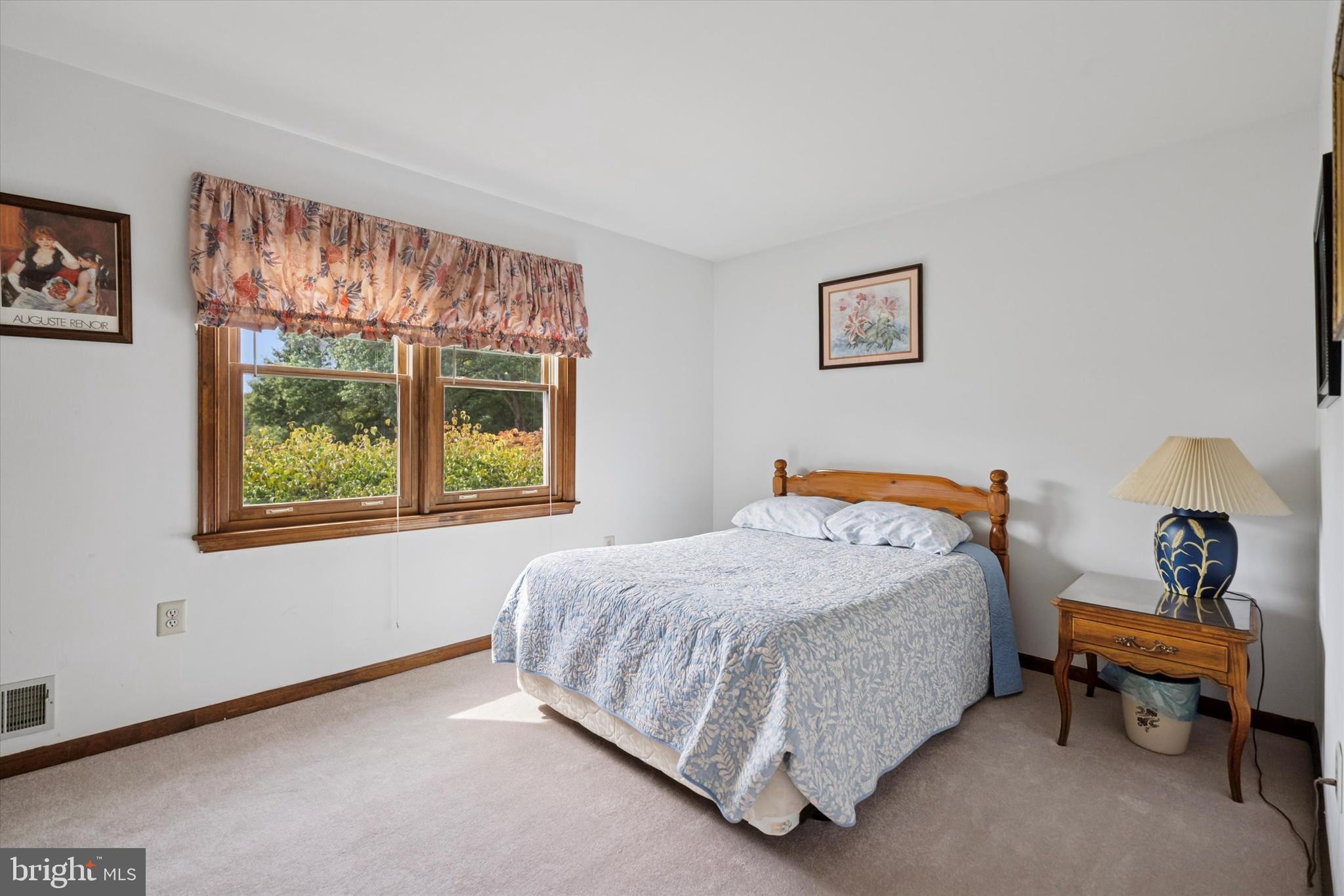 LAFAYETTE HILL - Residential