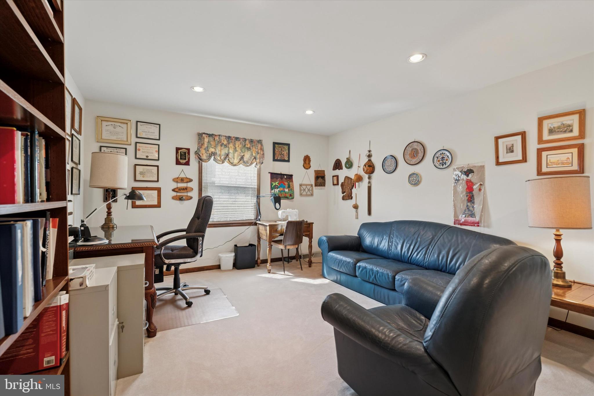 LAFAYETTE HILL - Residential