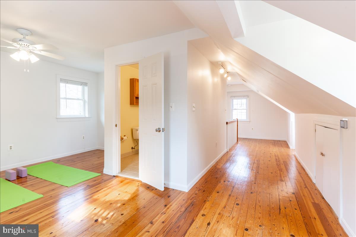 NEW ALEXANDRIA - Residential