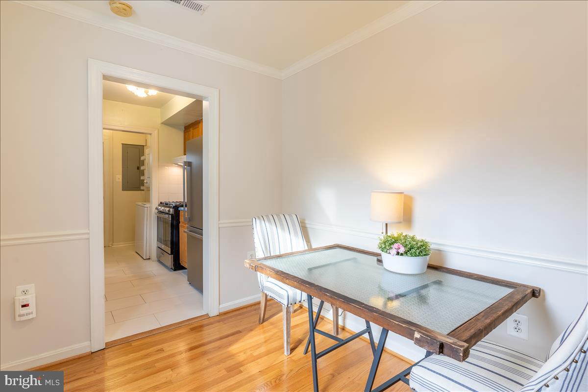 NEW ALEXANDRIA - Residential