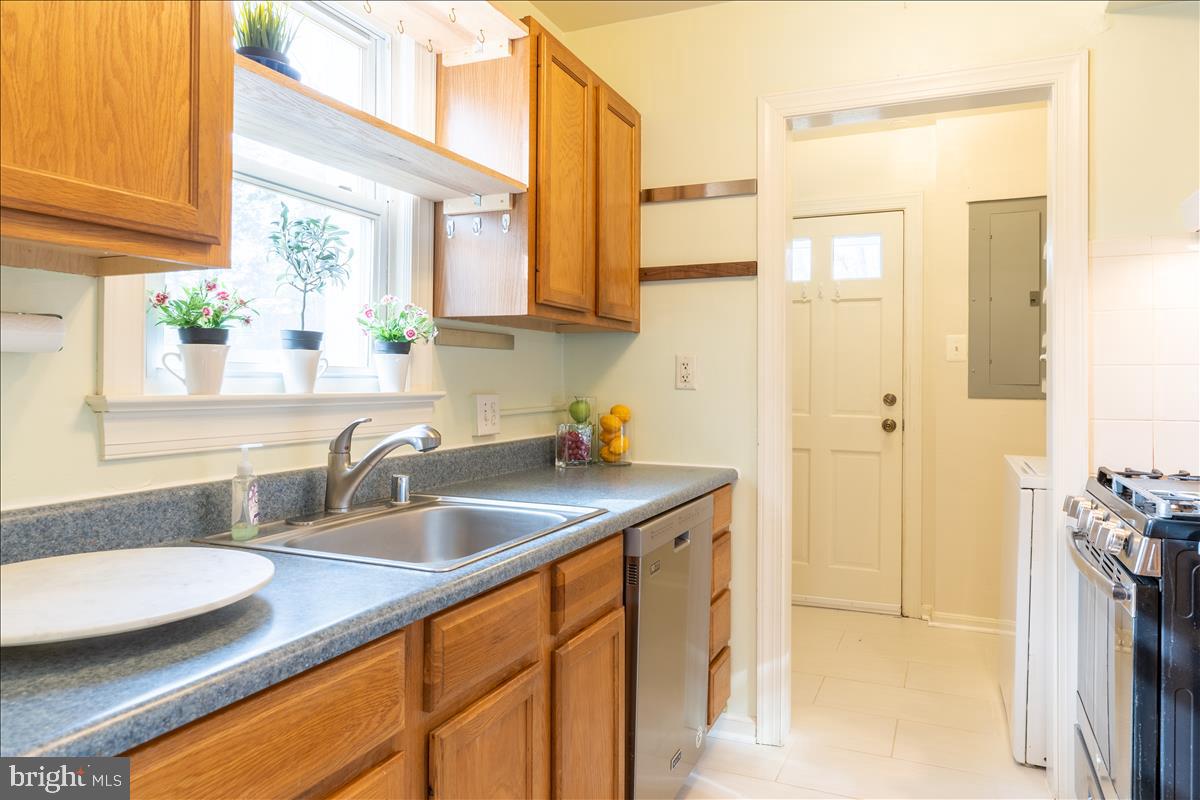 NEW ALEXANDRIA - Residential