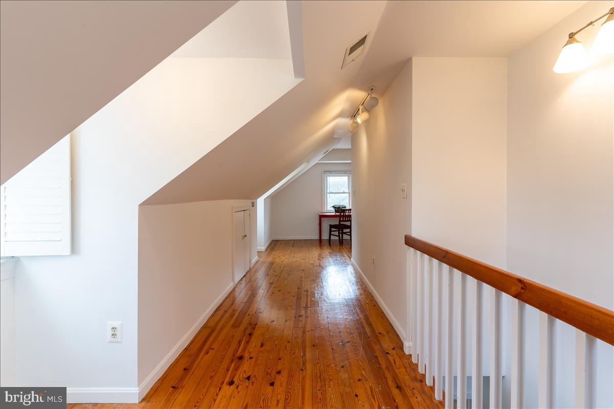 NEW ALEXANDRIA - Residential