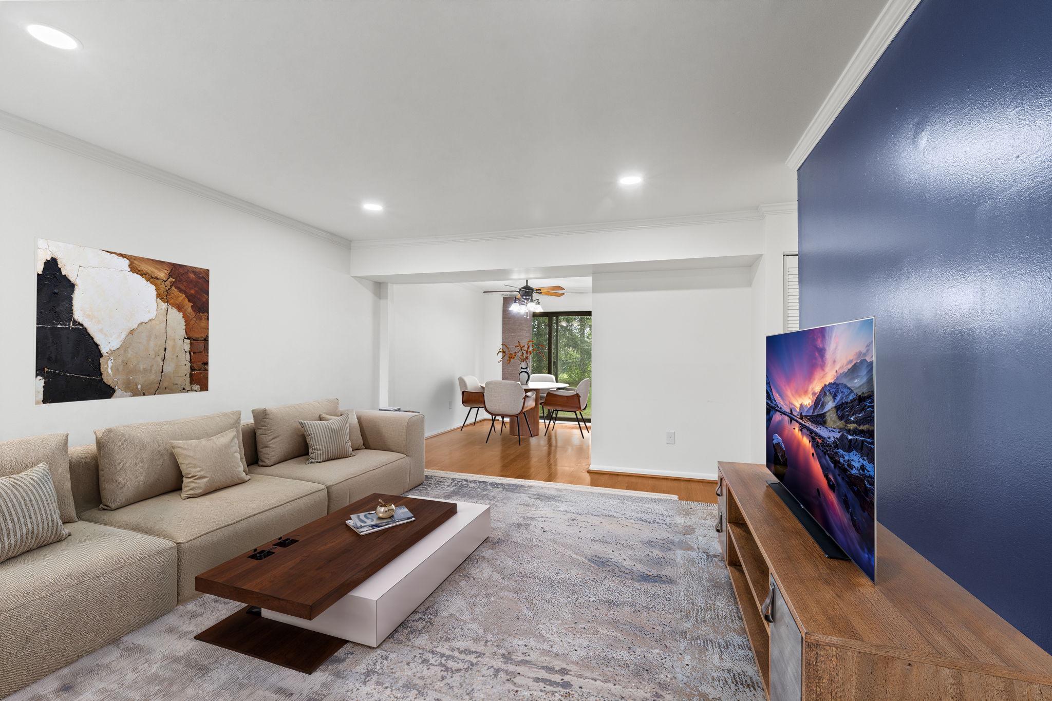 404 WILLOW TURN A