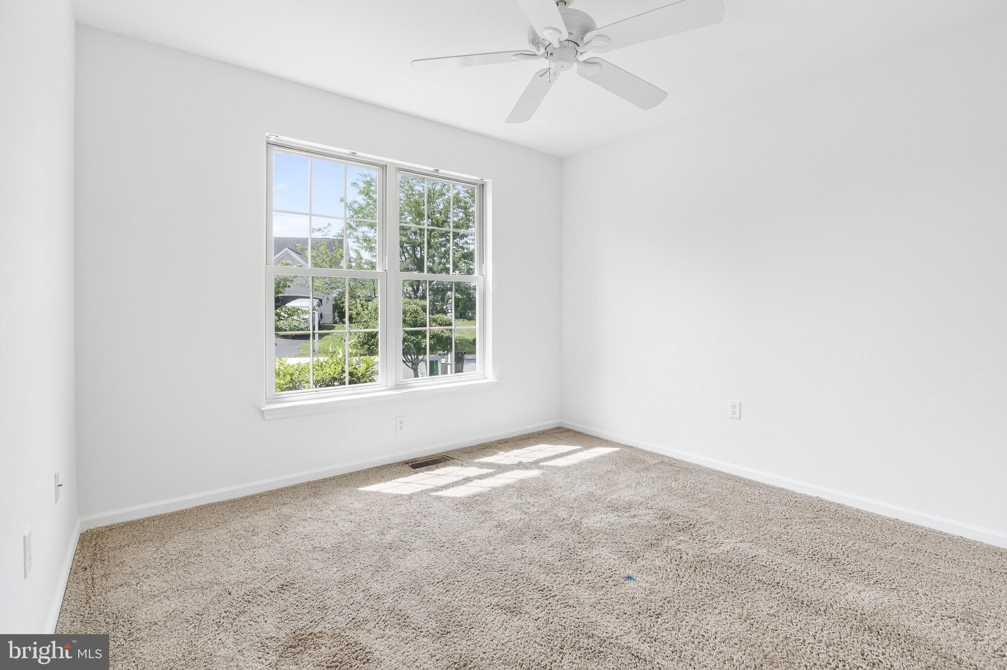 17 RUMFORD COURT