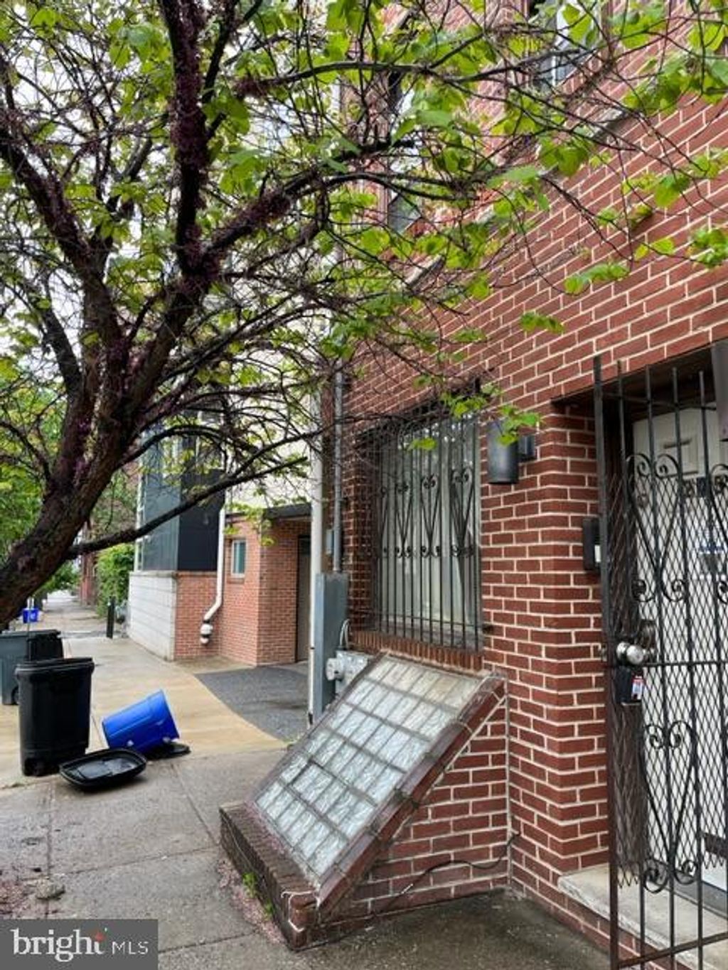 Photo of 225 Green Street, PHILADELPHIA, PA 19123 (MLS # PAPH2167910)