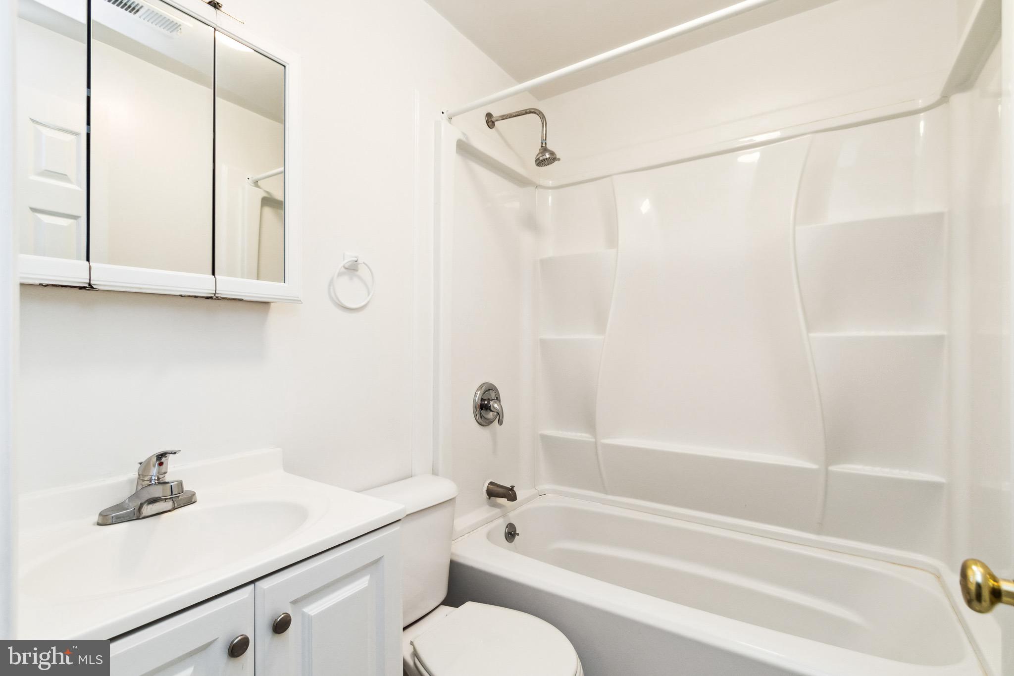 ROCKHILL CENTER ESTATES - Residential