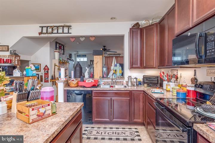 POTOMAC STATION - Residential