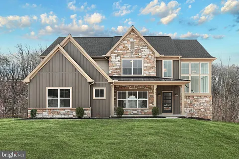 4490 Continental Drive, Harrisburg, PA 17112 - #: PADA2040754