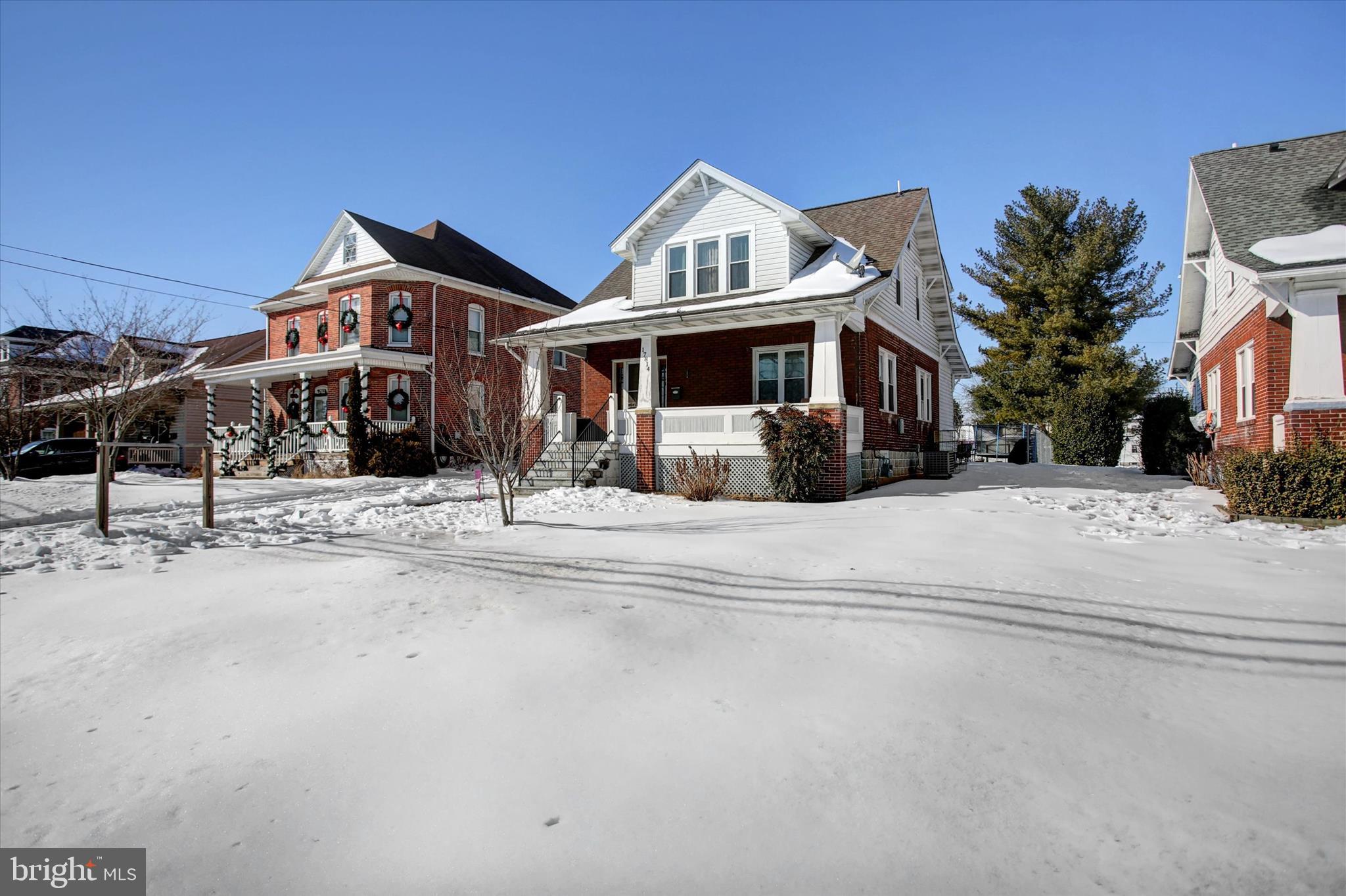 17814 VIRGINIA AVENUE