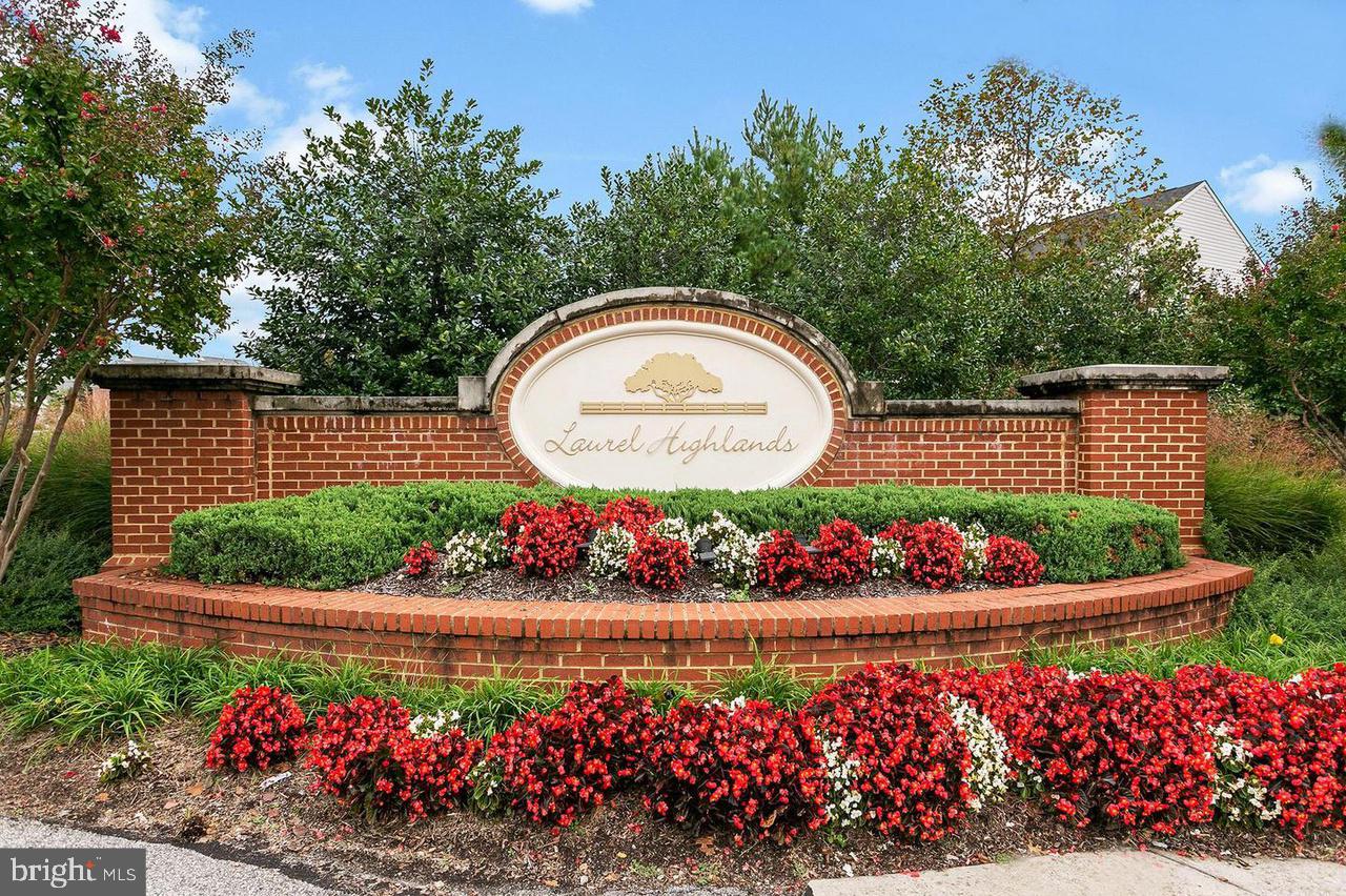 LAUREL RIDGE CROSSING - Residential Lease