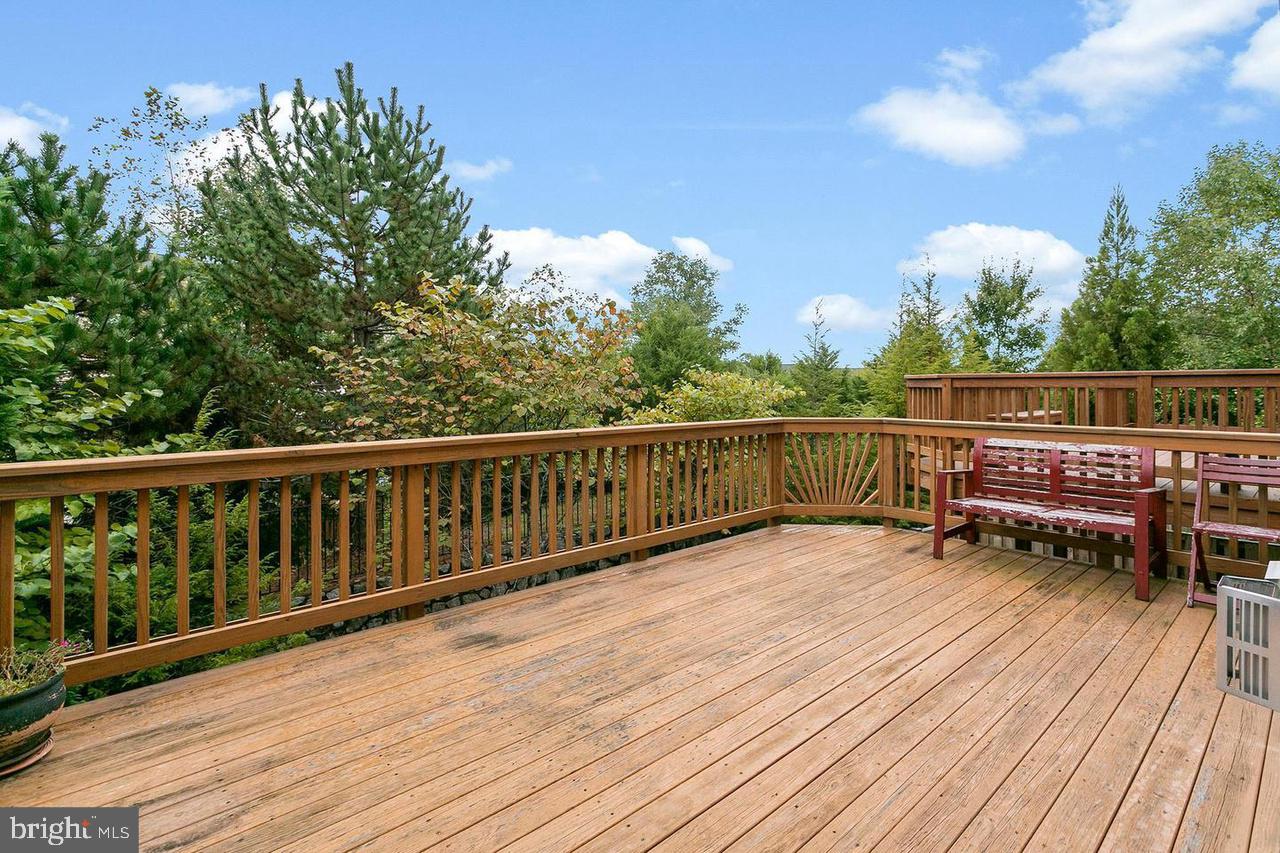 LAUREL RIDGE CROSSING - Residential Lease