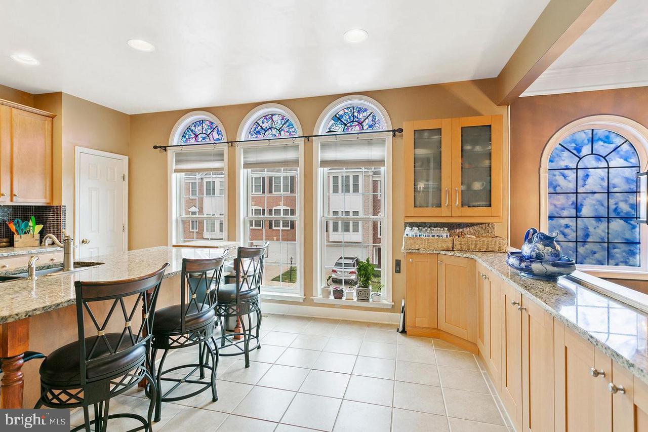 LAUREL RIDGE CROSSING - Residential Lease