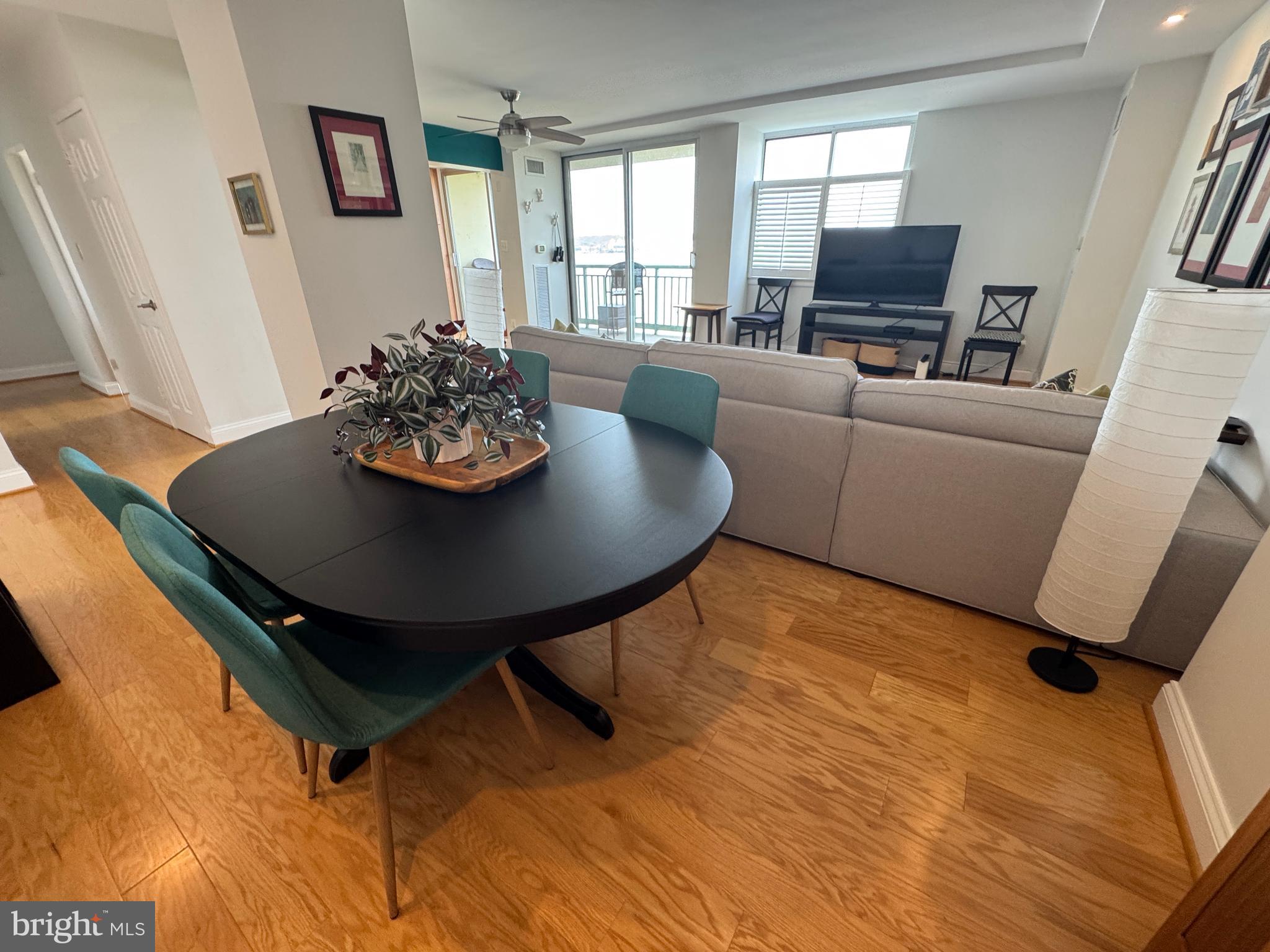 MARINA TOWERS - Residential Lease