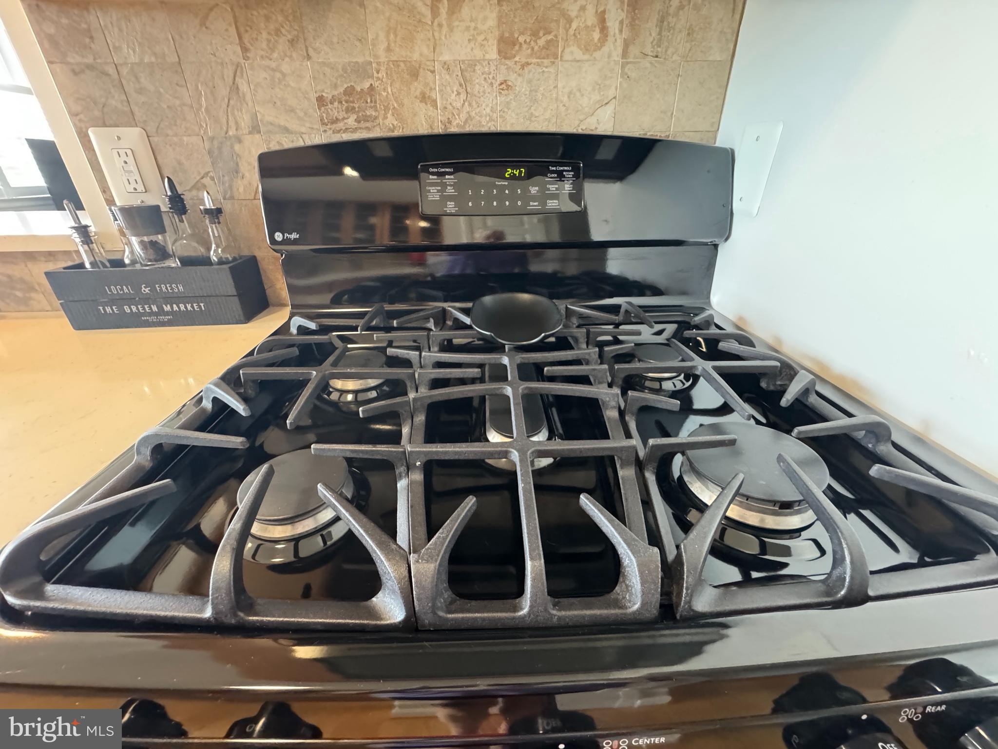 MARINA TOWERS - Residential Lease