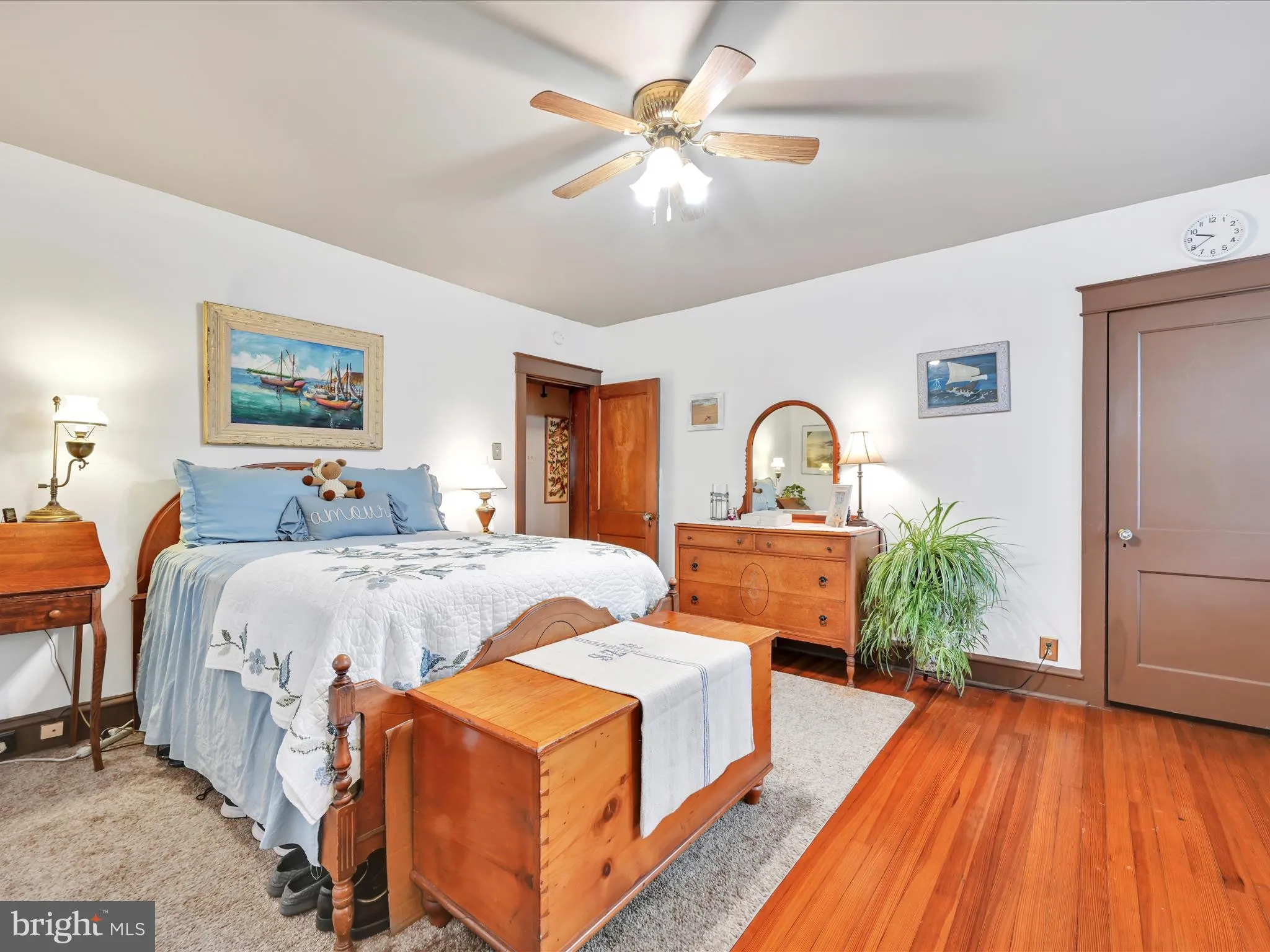 Lancaster, Pennsylvania 17601, United States, 5 Bedrooms Bedrooms, ,2 BathroomsBathrooms,Residential,Pending,205981