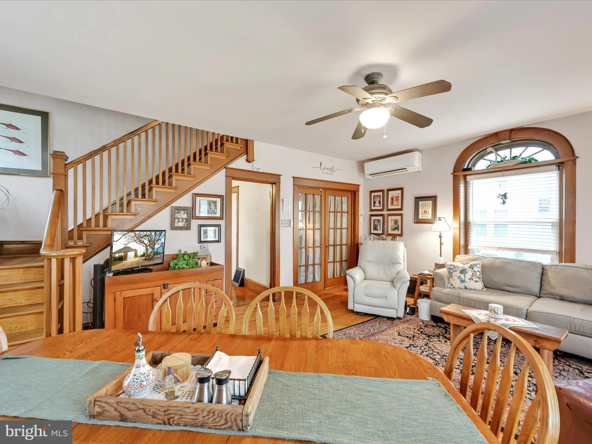 Lancaster, Pennsylvania 17601, United States, 5 Bedrooms Bedrooms, ,2 BathroomsBathrooms,Residential,Pending,205981