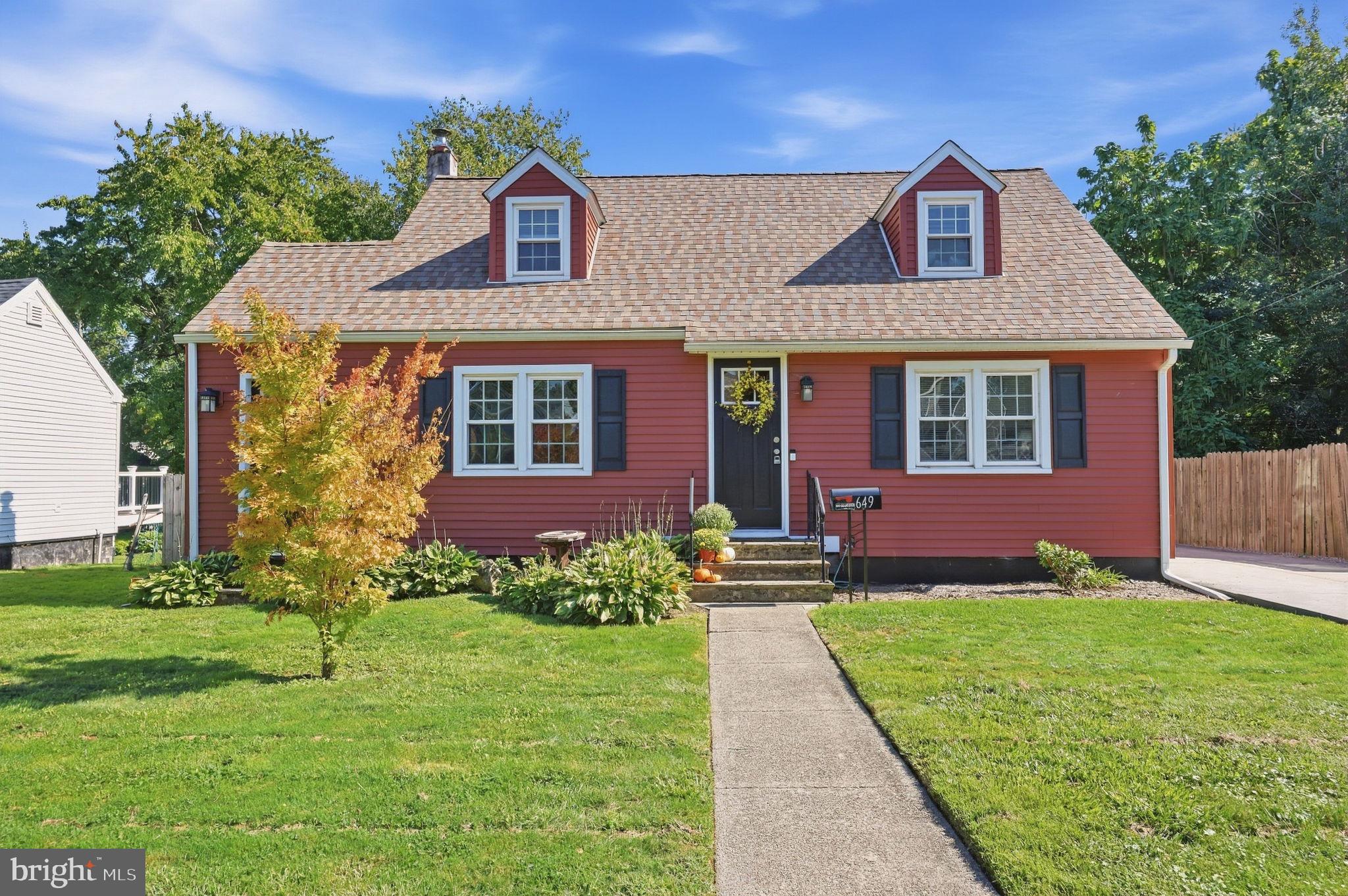 649 HILLCREST