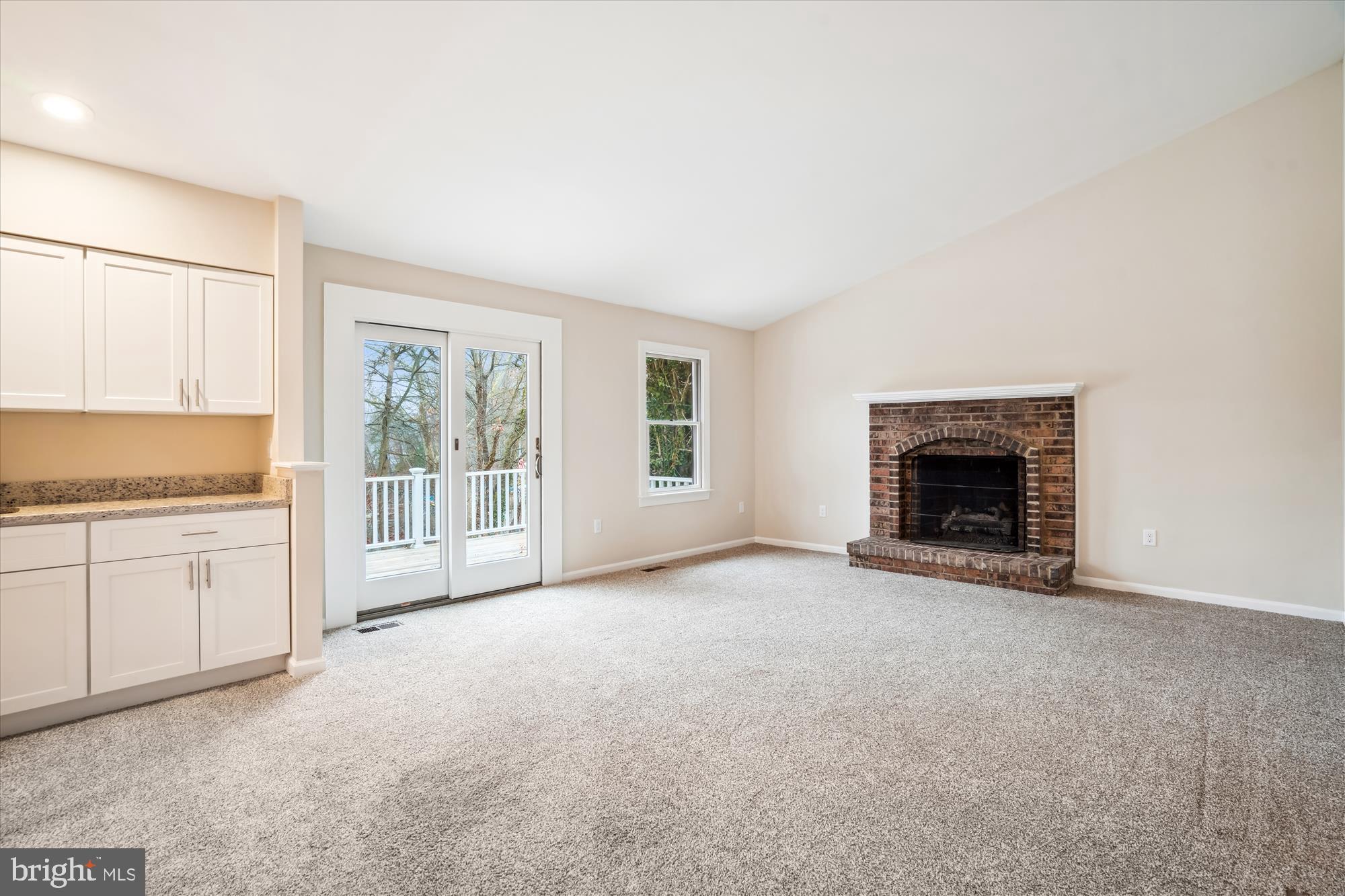 ANNAPOLIS LANDING - Residential