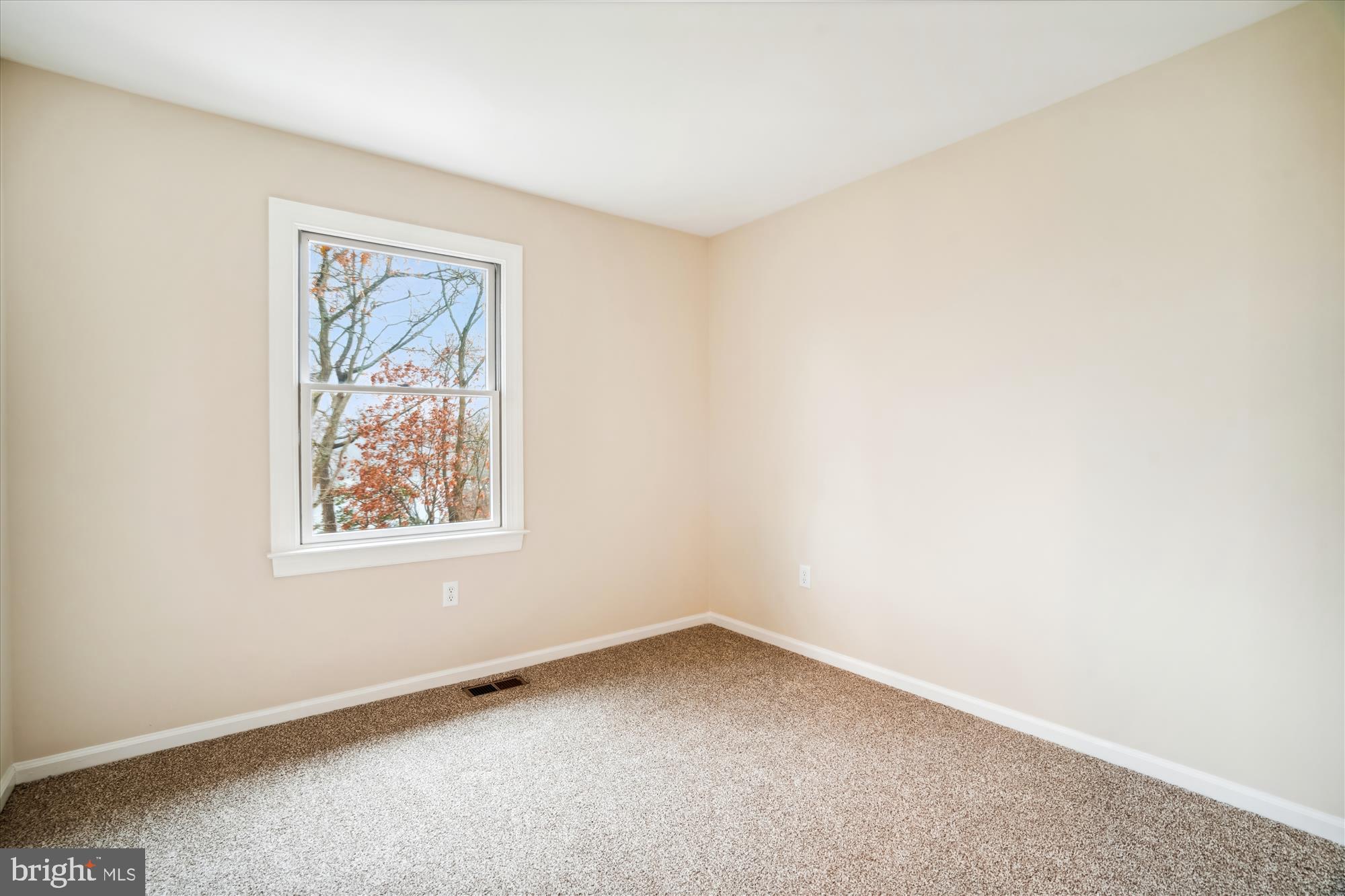 ANNAPOLIS LANDING - Residential