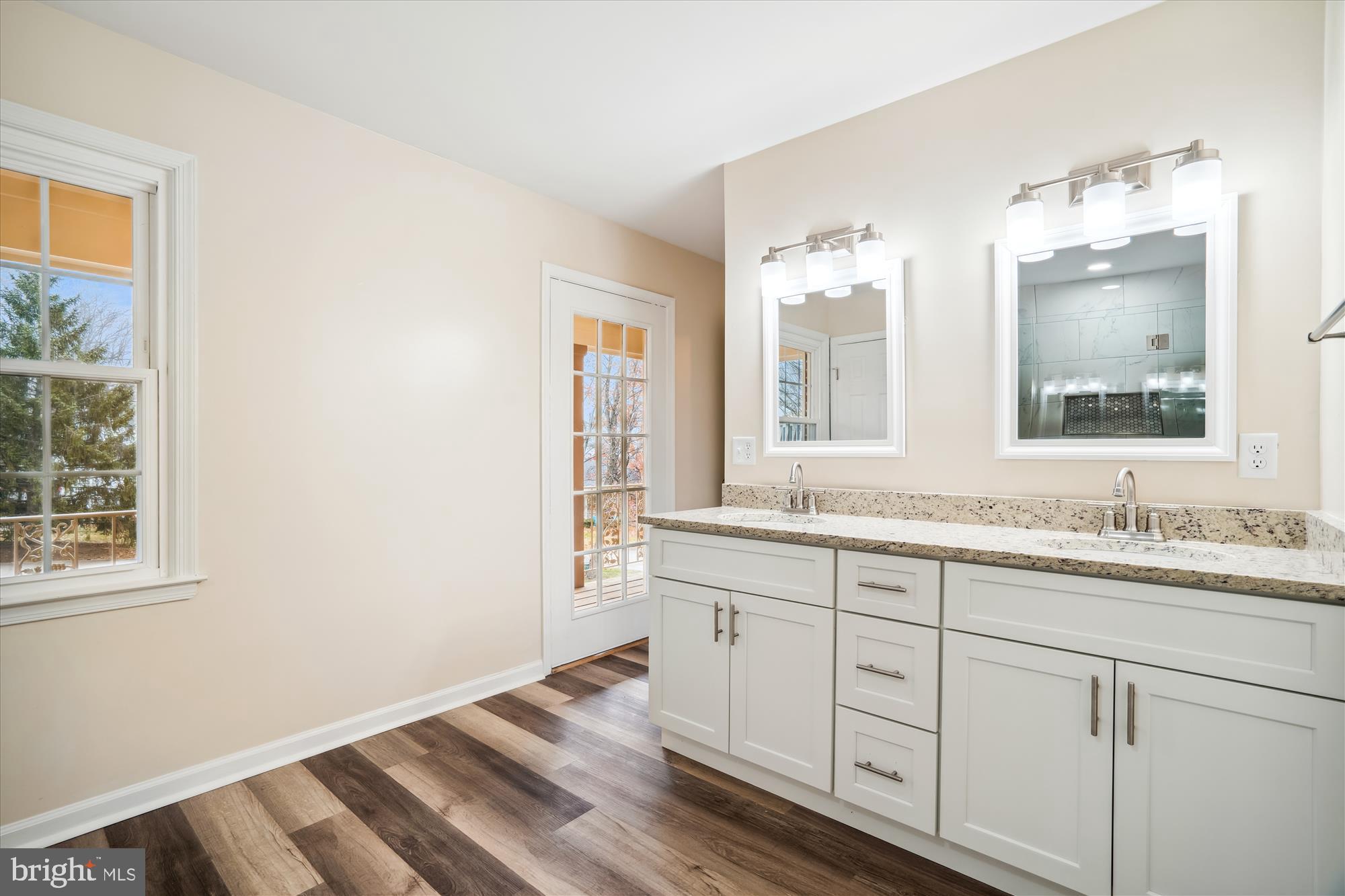 ANNAPOLIS LANDING - Residential