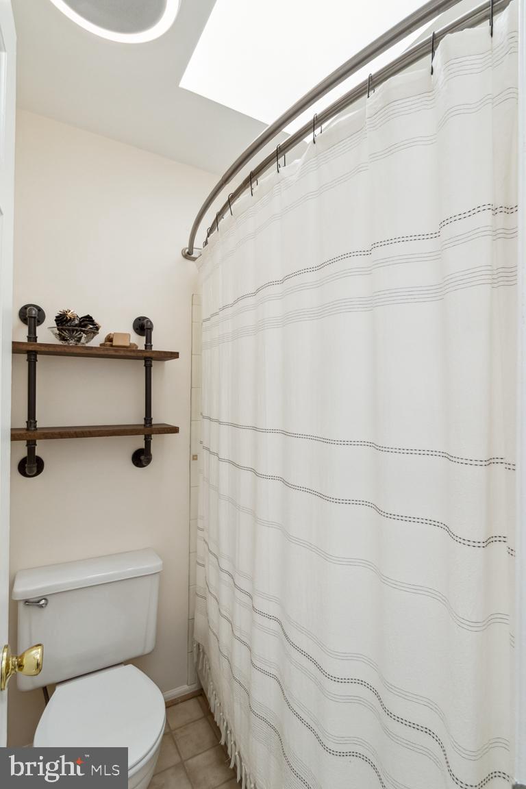 MONTCLAIR - Residential