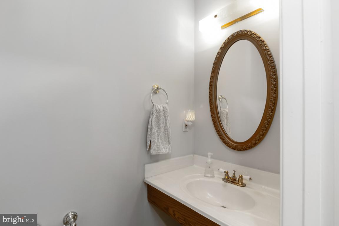 MONTCLAIR - Residential