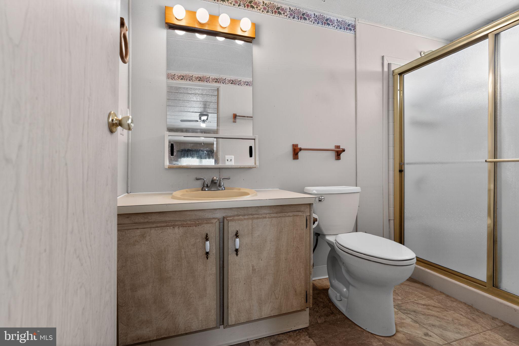 NESHAMINY FALLS - Residential