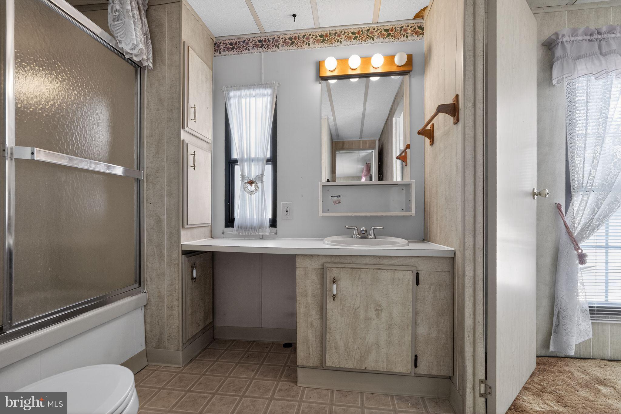 NESHAMINY FALLS - Residential