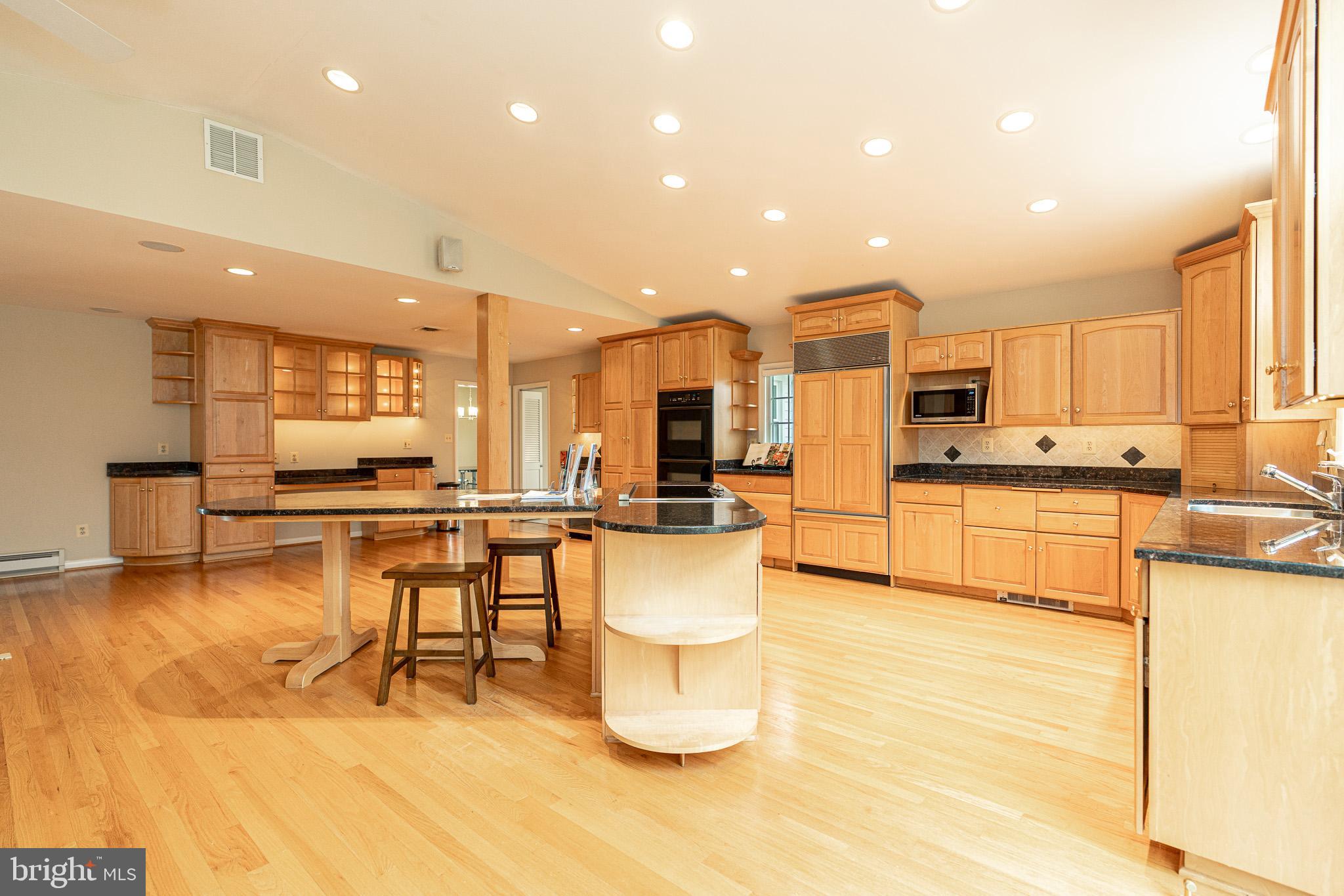 GLEN ARM - Residential