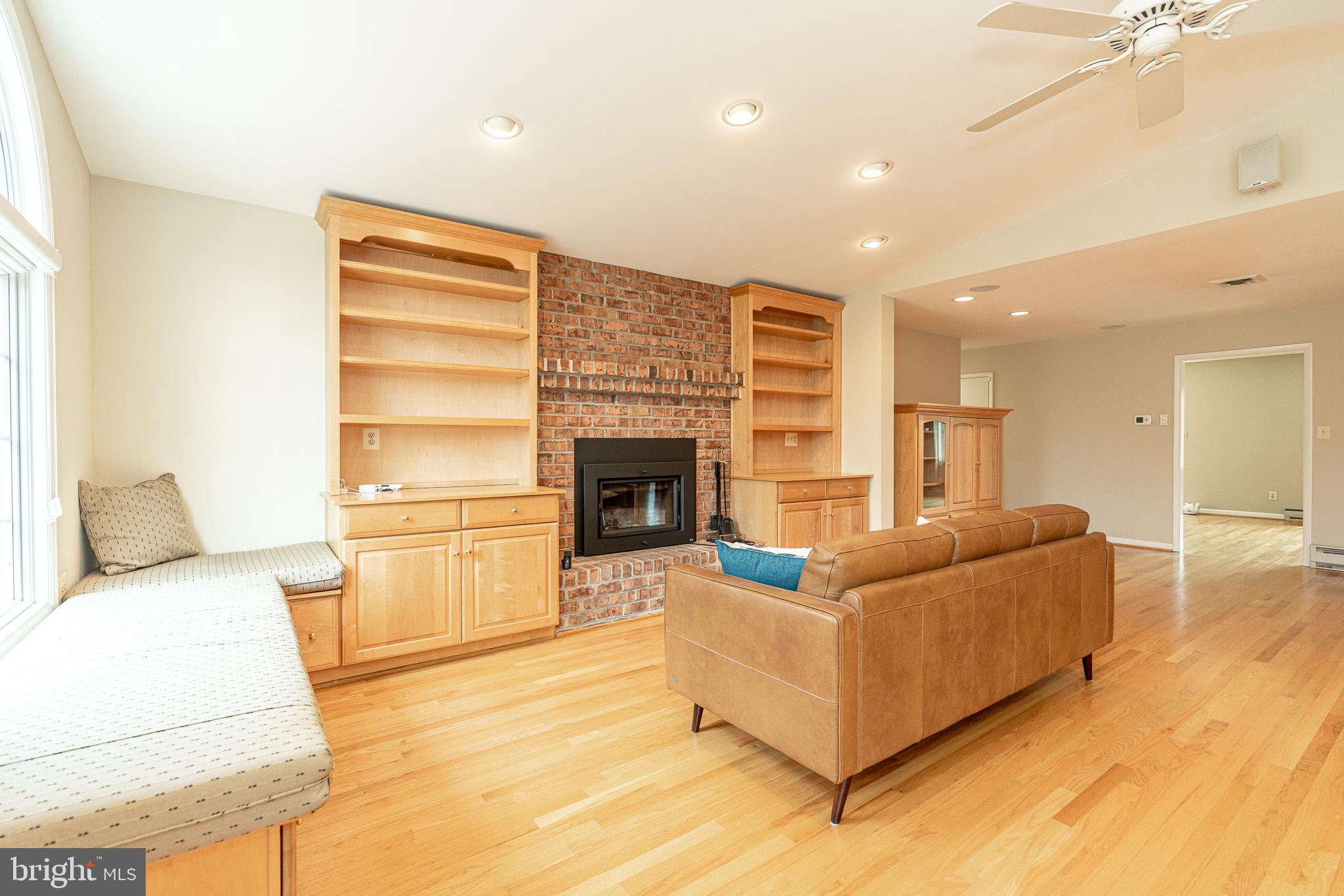 GLEN ARM - Residential