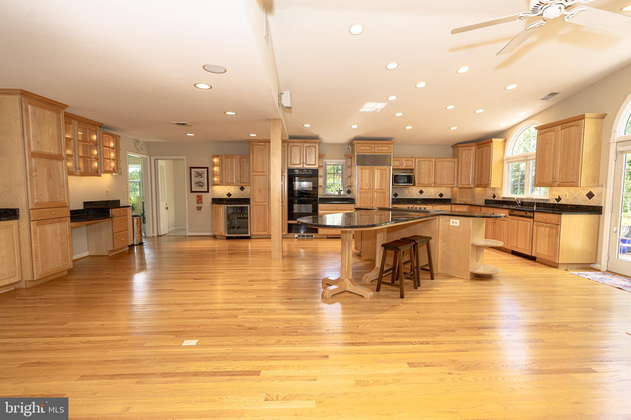 GLEN ARM - Residential