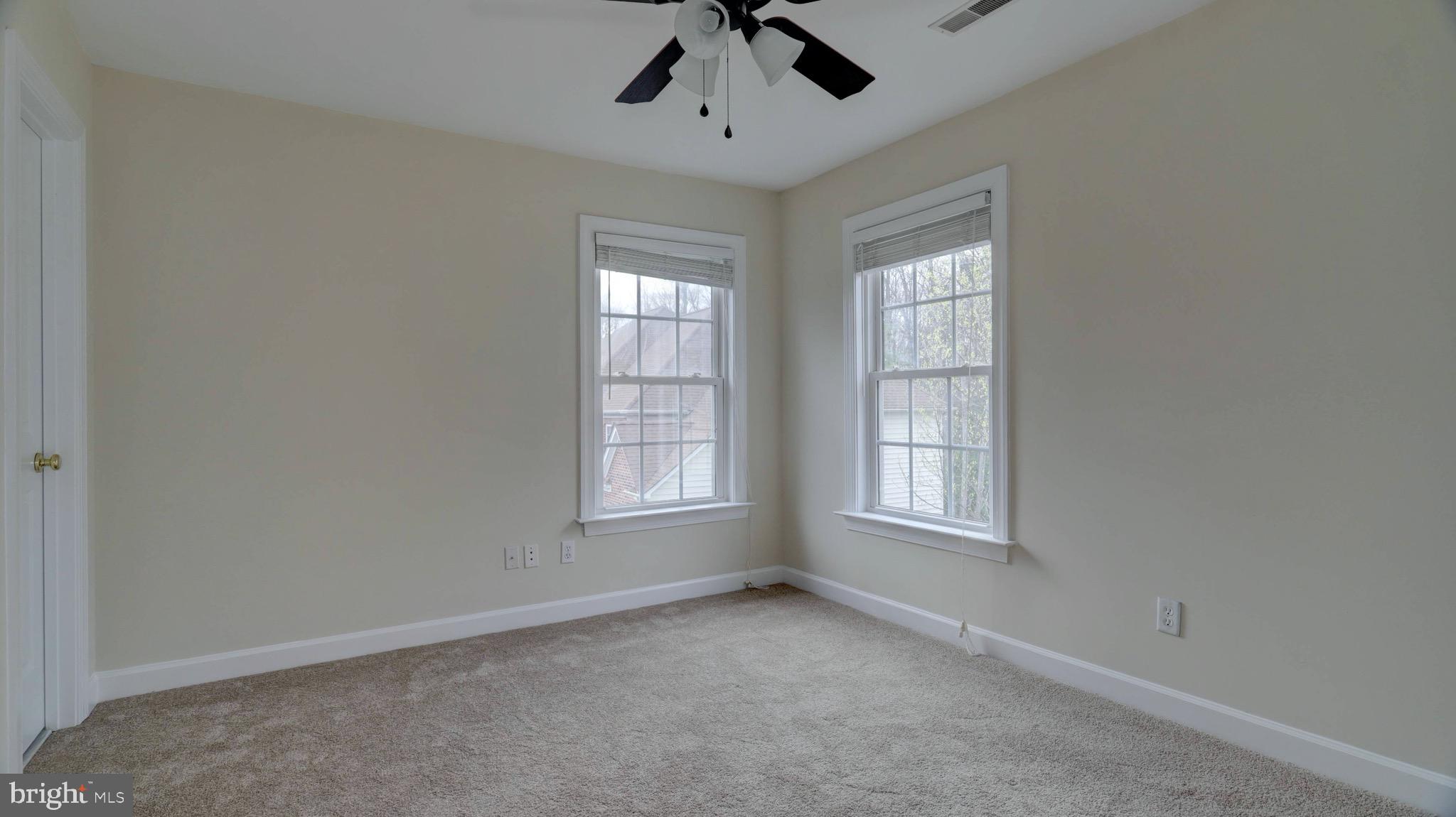 MANSFIELD MANOR - Residential