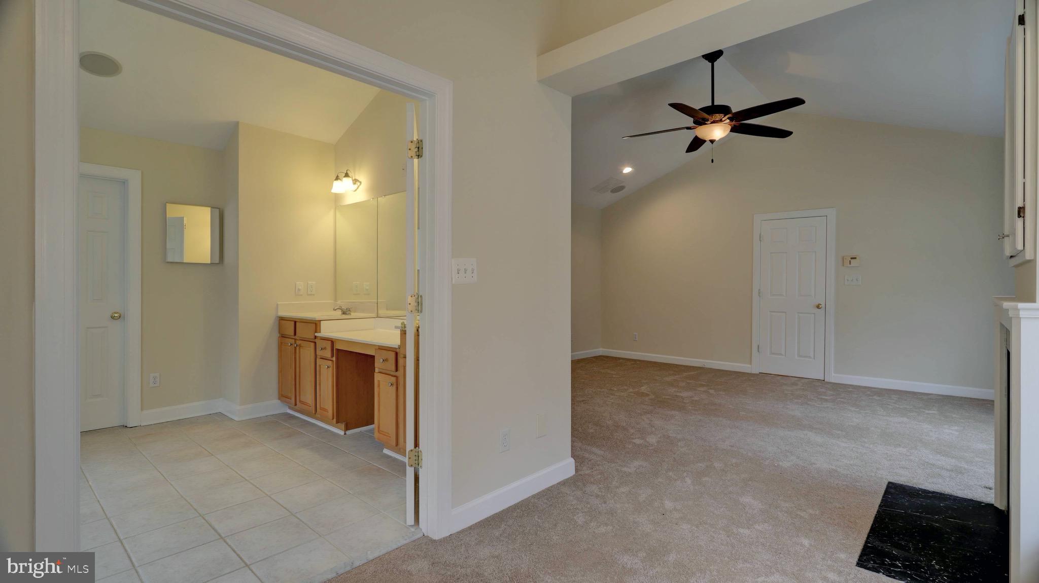 MANSFIELD MANOR - Residential