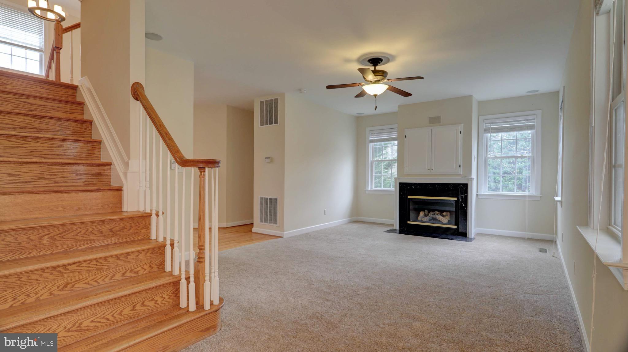 MANSFIELD MANOR - Residential