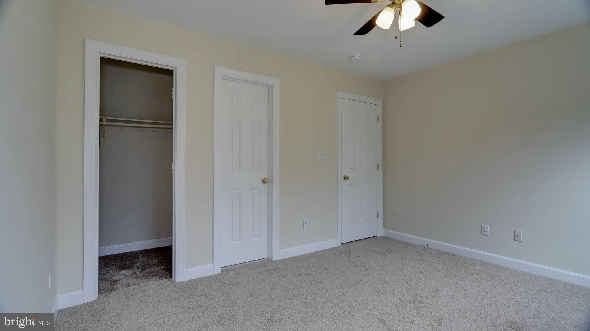 MANSFIELD MANOR - Residential