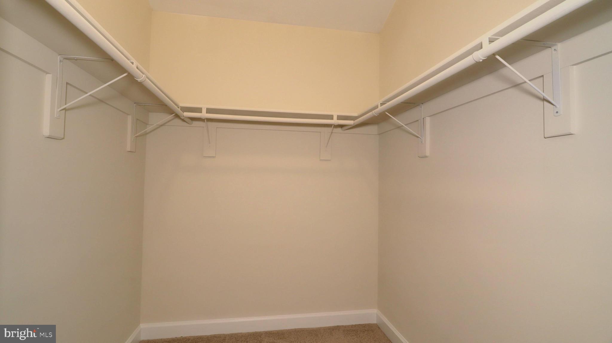 MANSFIELD MANOR - Residential