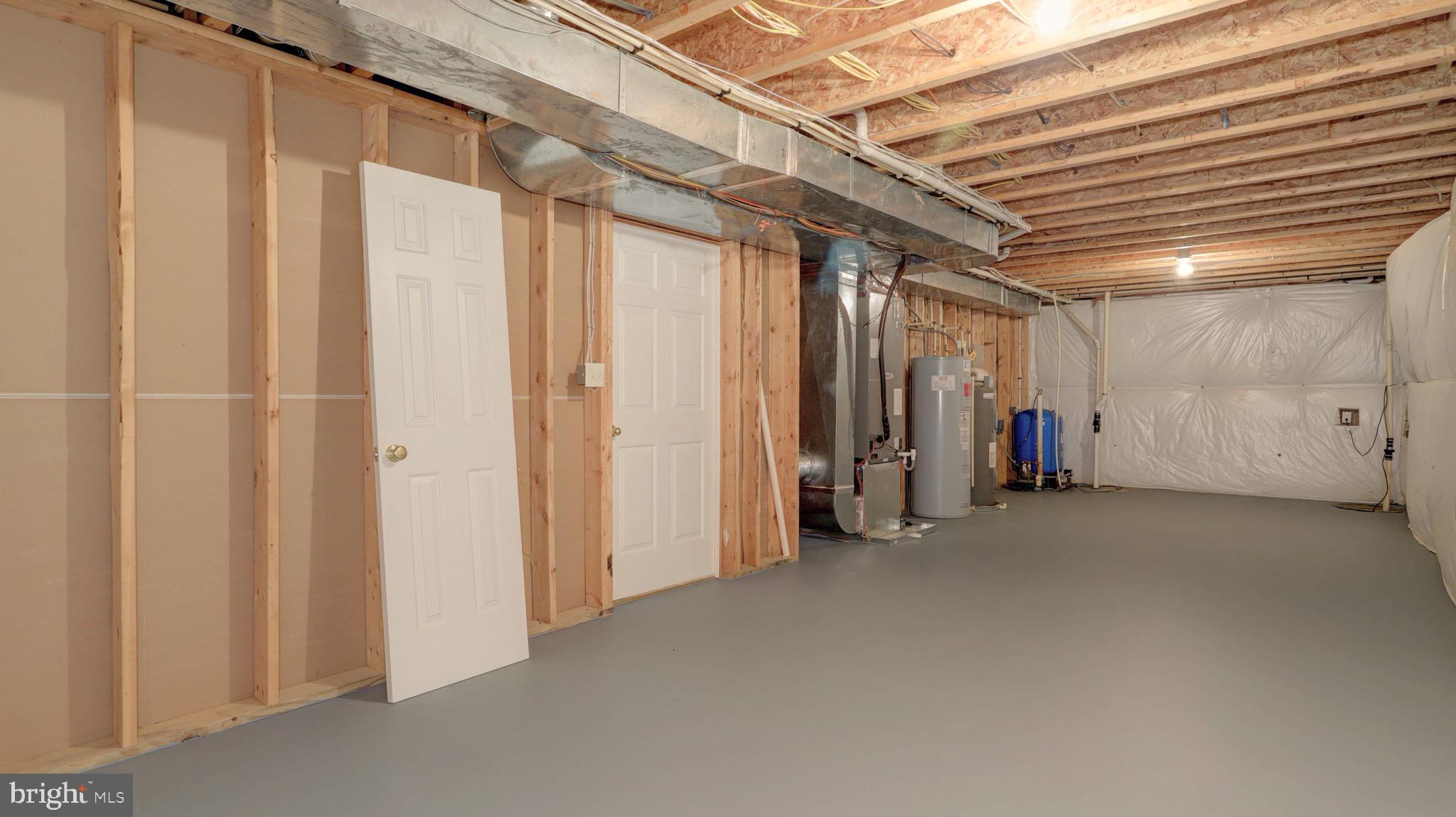 MANSFIELD MANOR - Residential