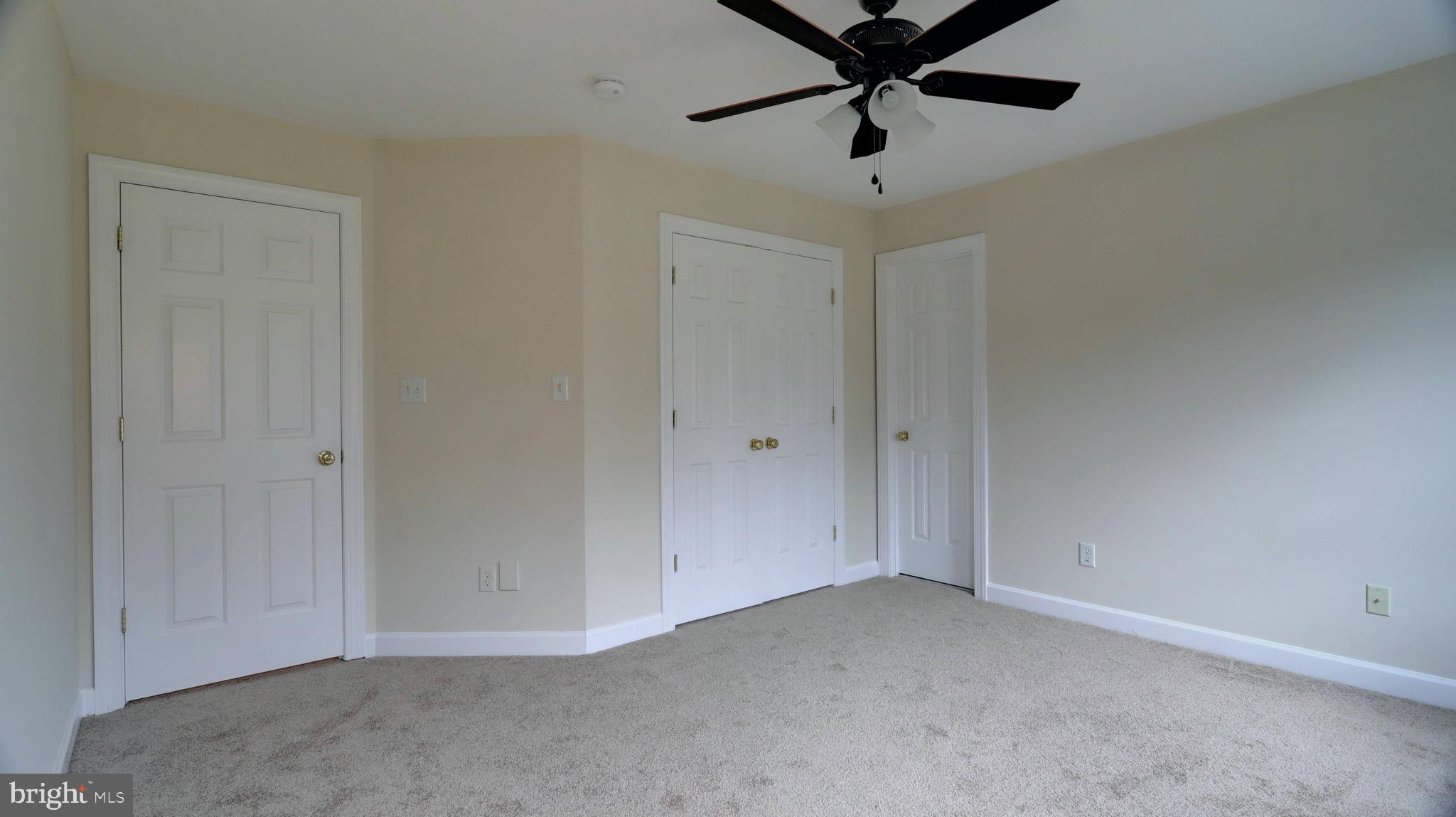 MANSFIELD MANOR - Residential