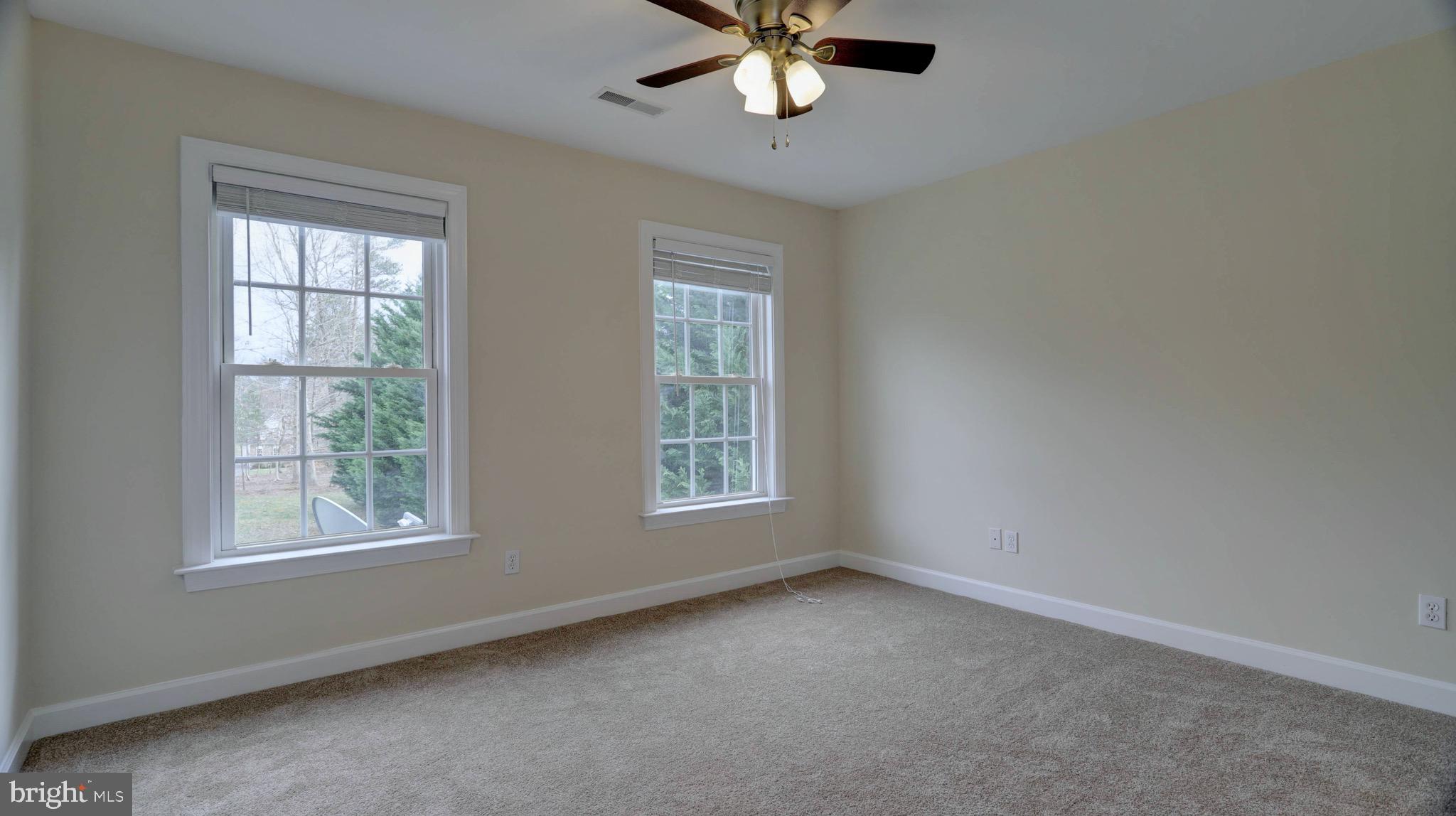 MANSFIELD MANOR - Residential