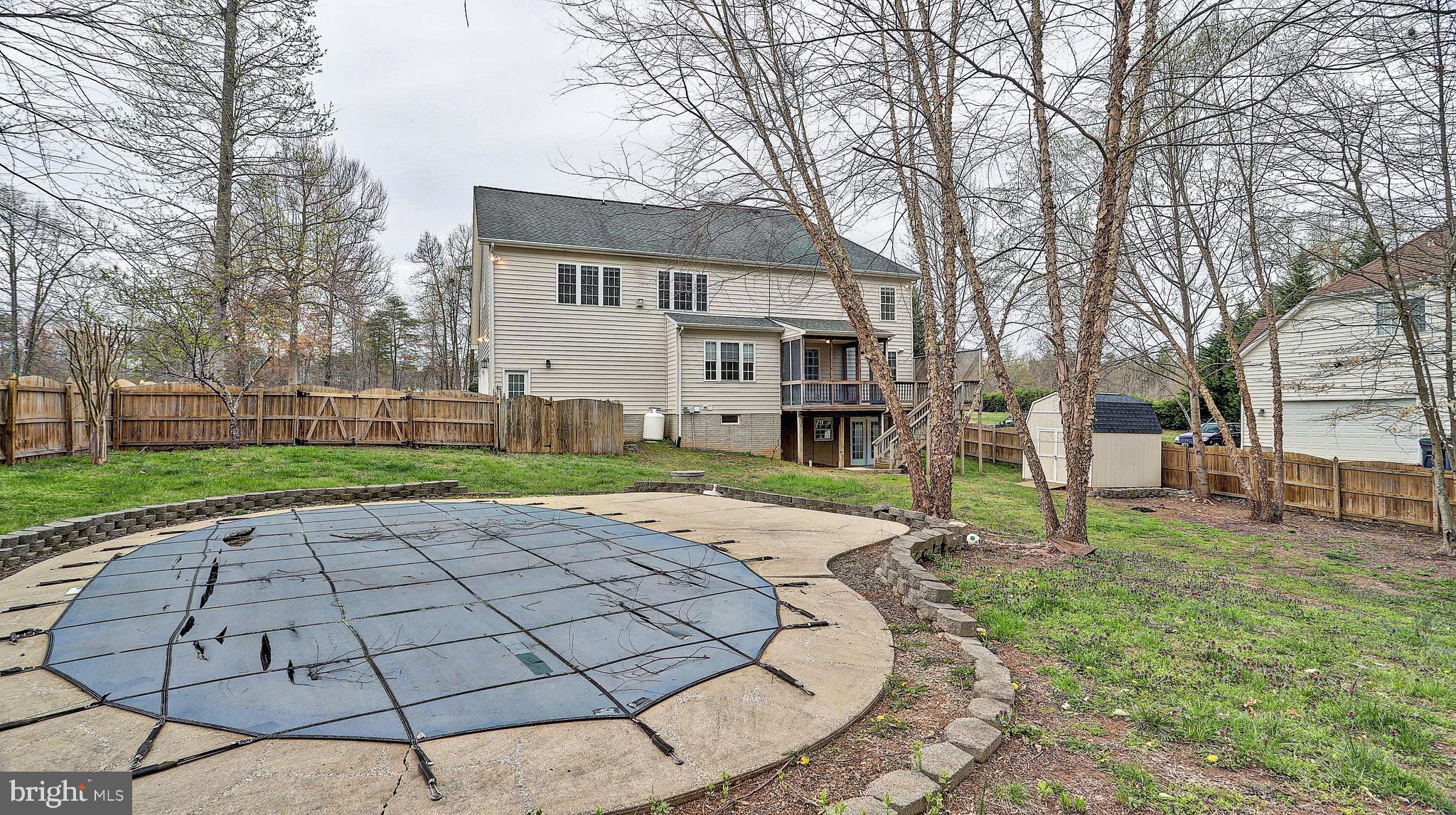 MANSFIELD MANOR - Residential