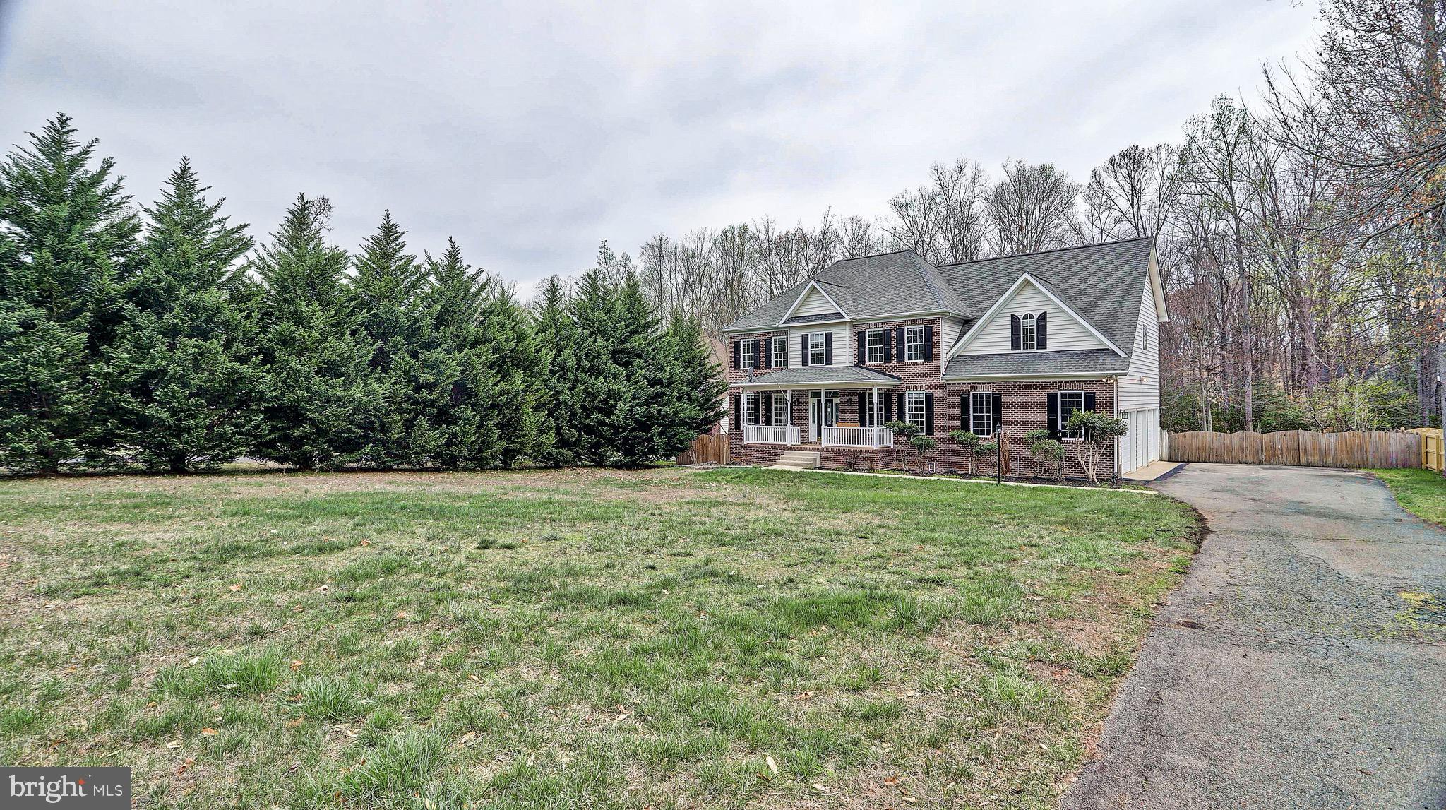 MANSFIELD MANOR - Residential