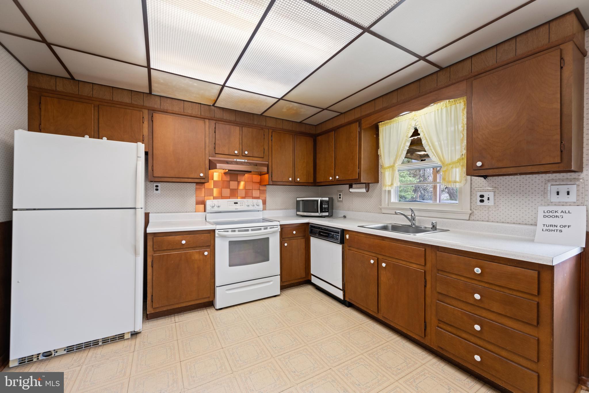 15709 BOND MILL ROAD