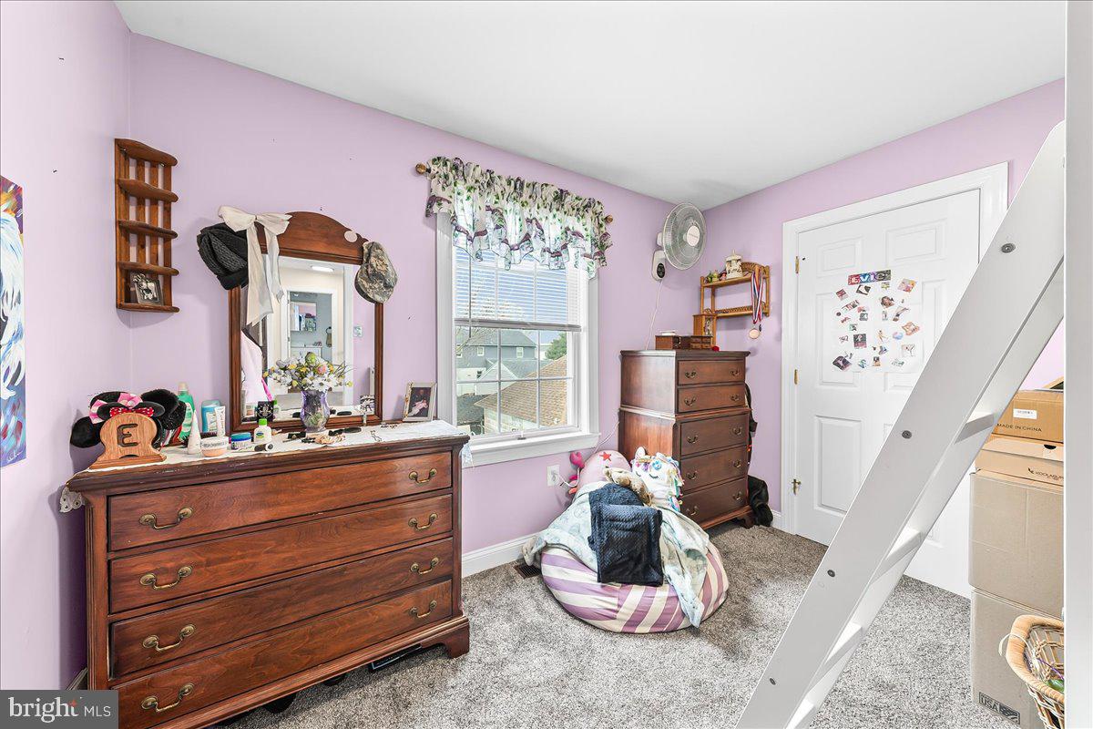 MILMONT PARK - Residential