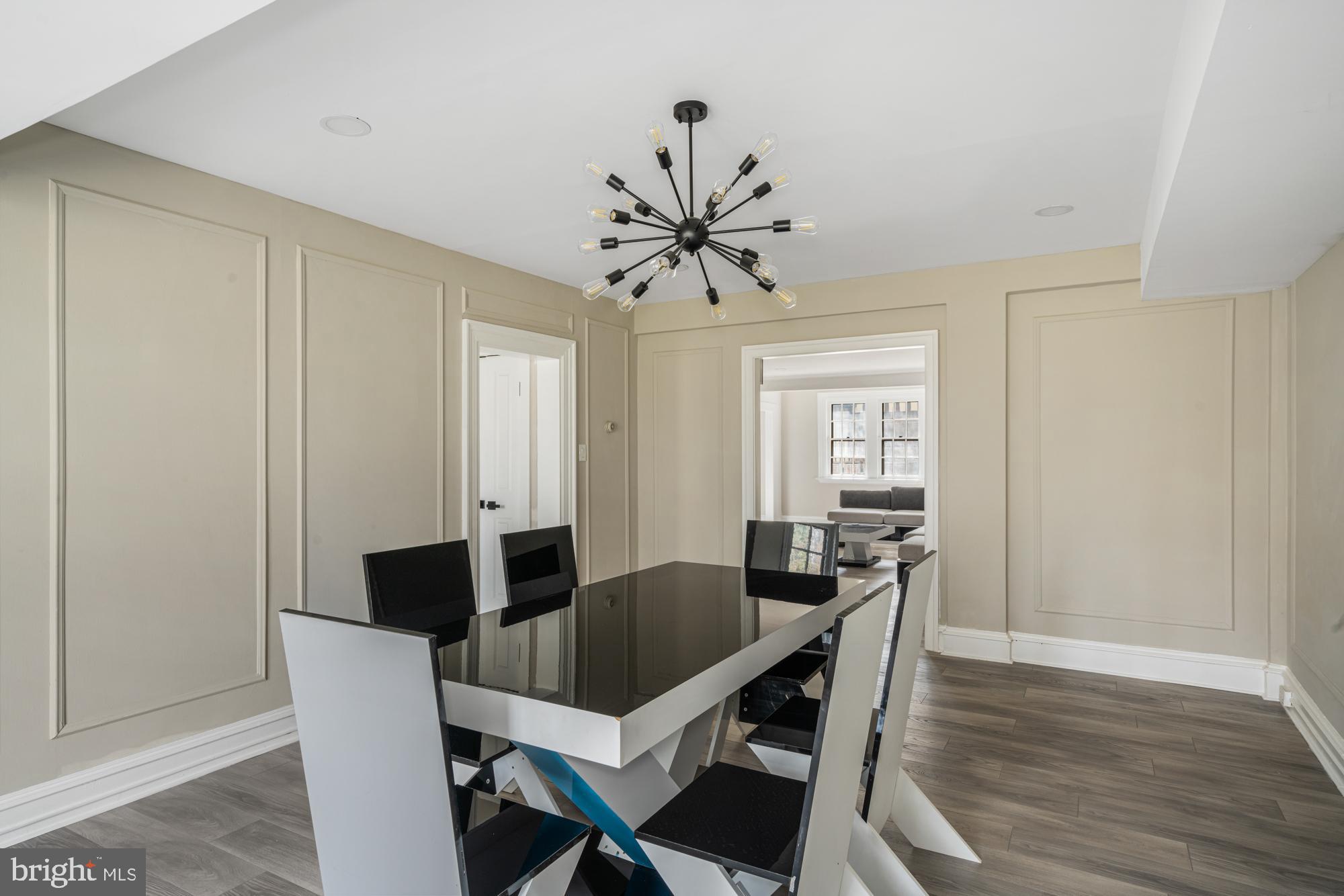 YORKLYNNE MANOR - Residential Lease