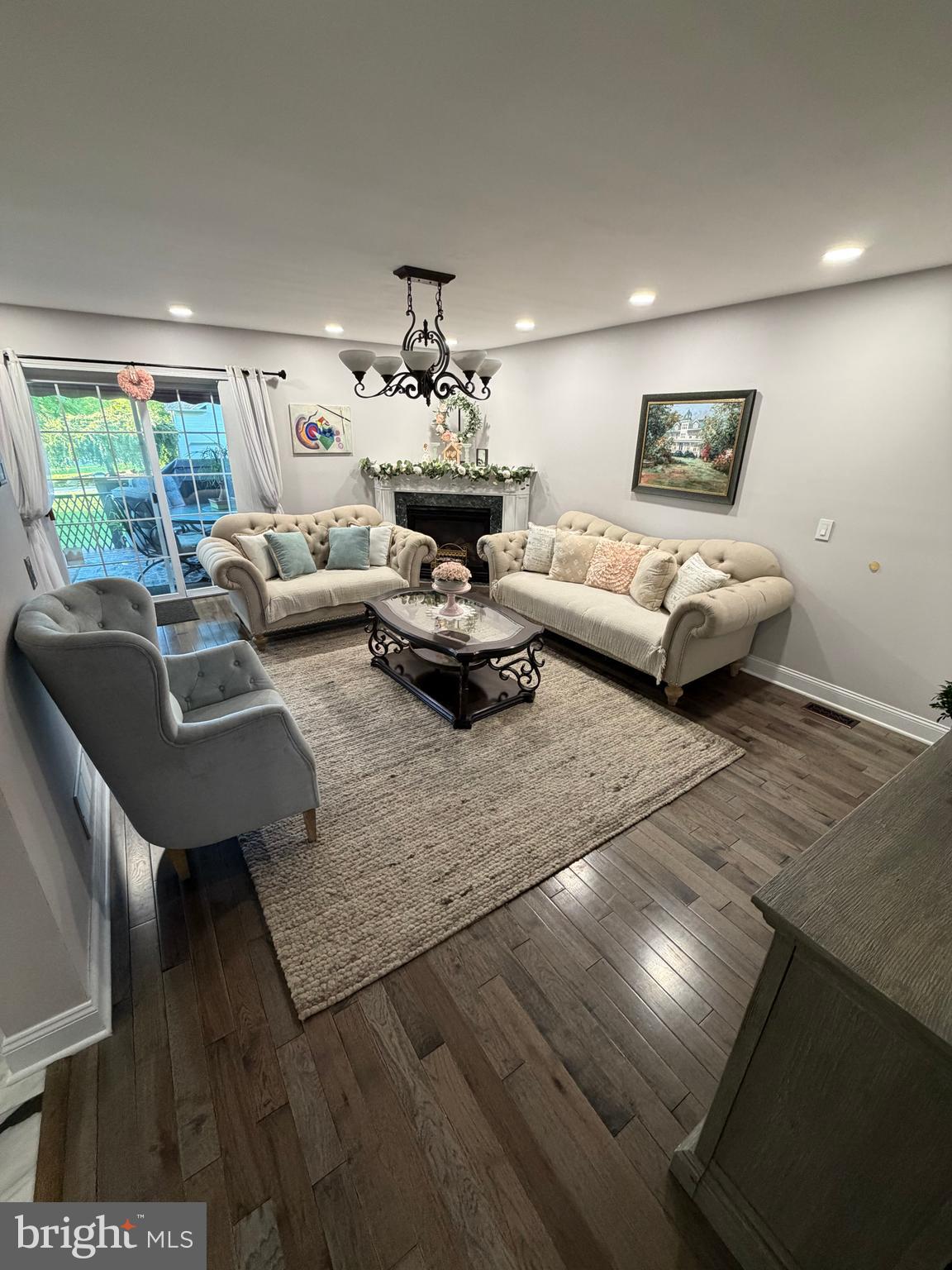 4347 BEDFORD DRIVE