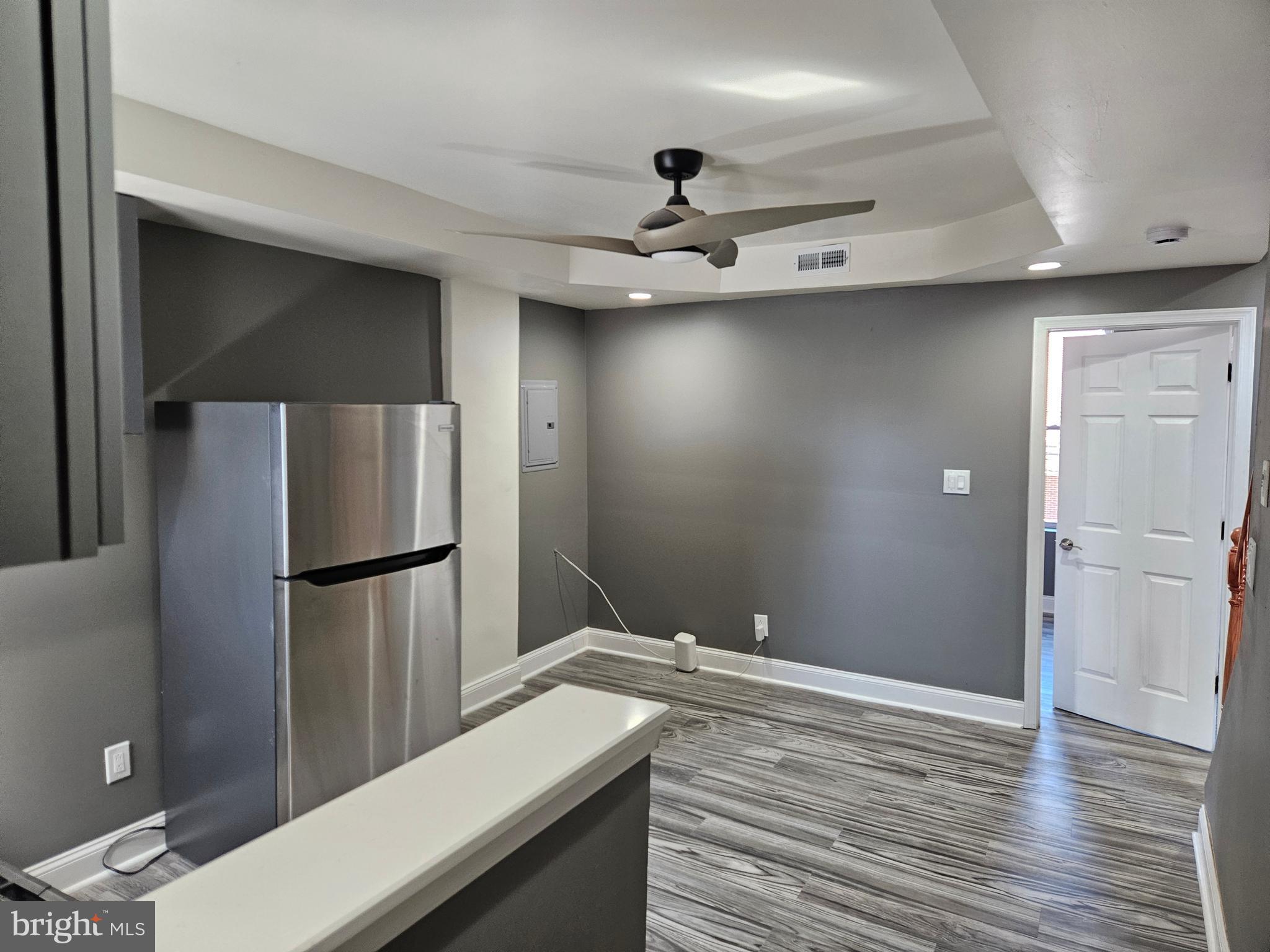 835 E STATE STREET 2