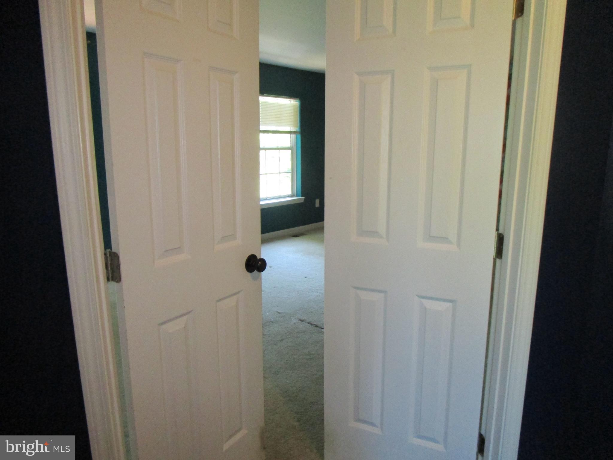 MOUNTAIN VILLAGE - Residential