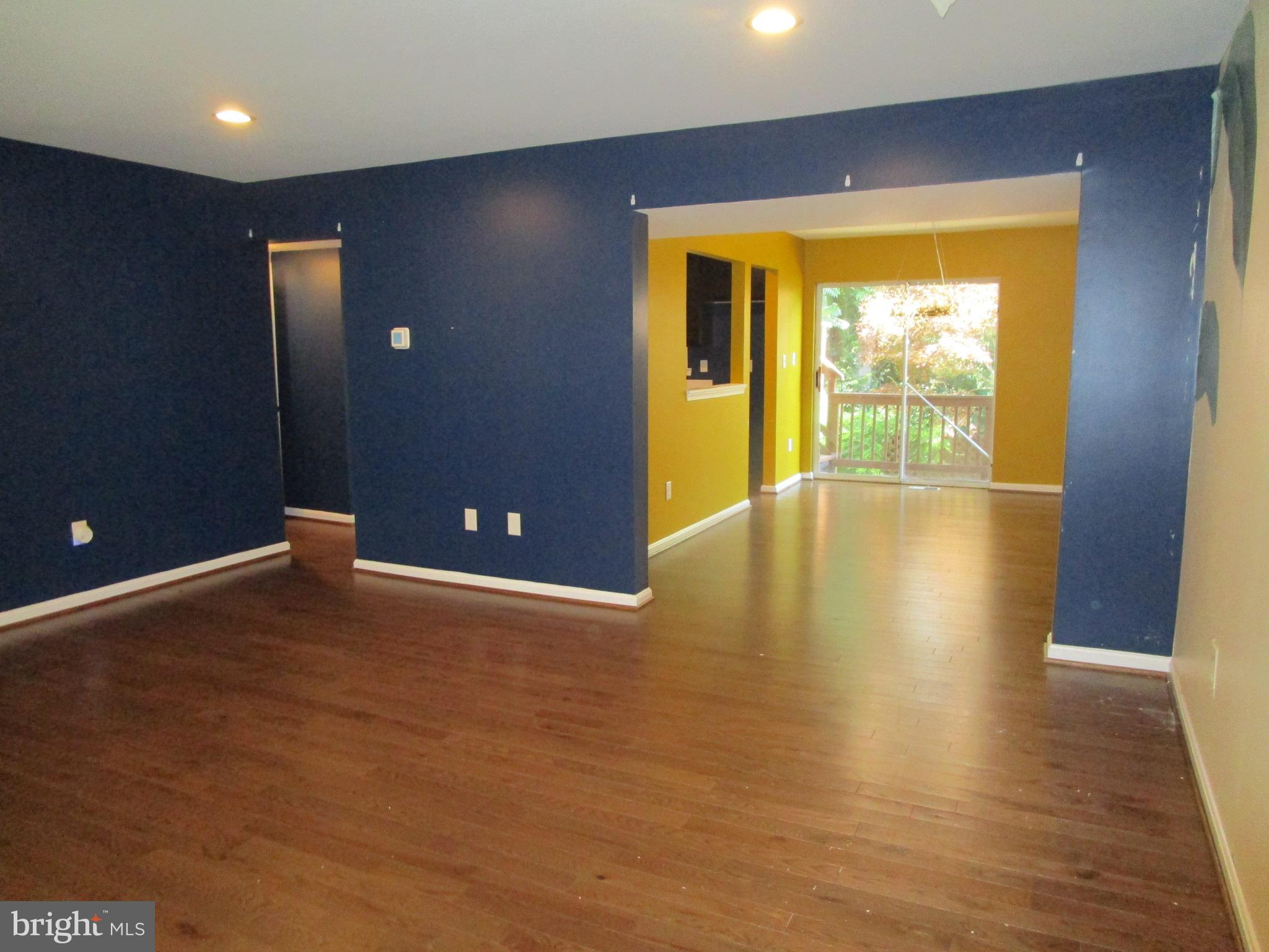 MOUNTAIN VILLAGE - Residential