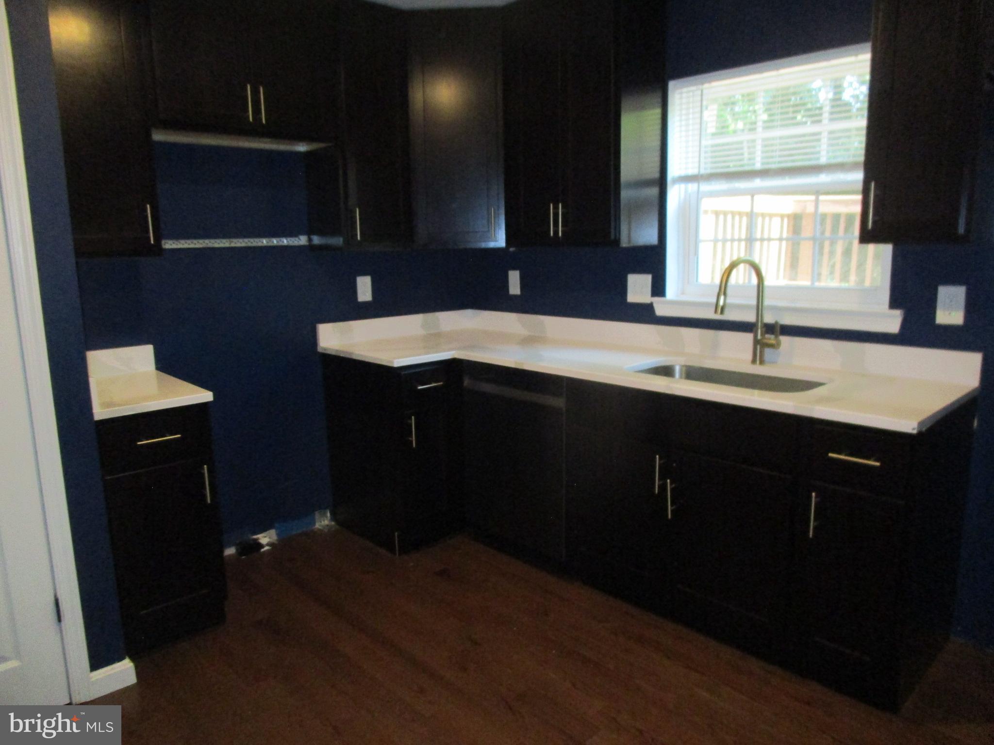 MOUNTAIN VILLAGE - Residential