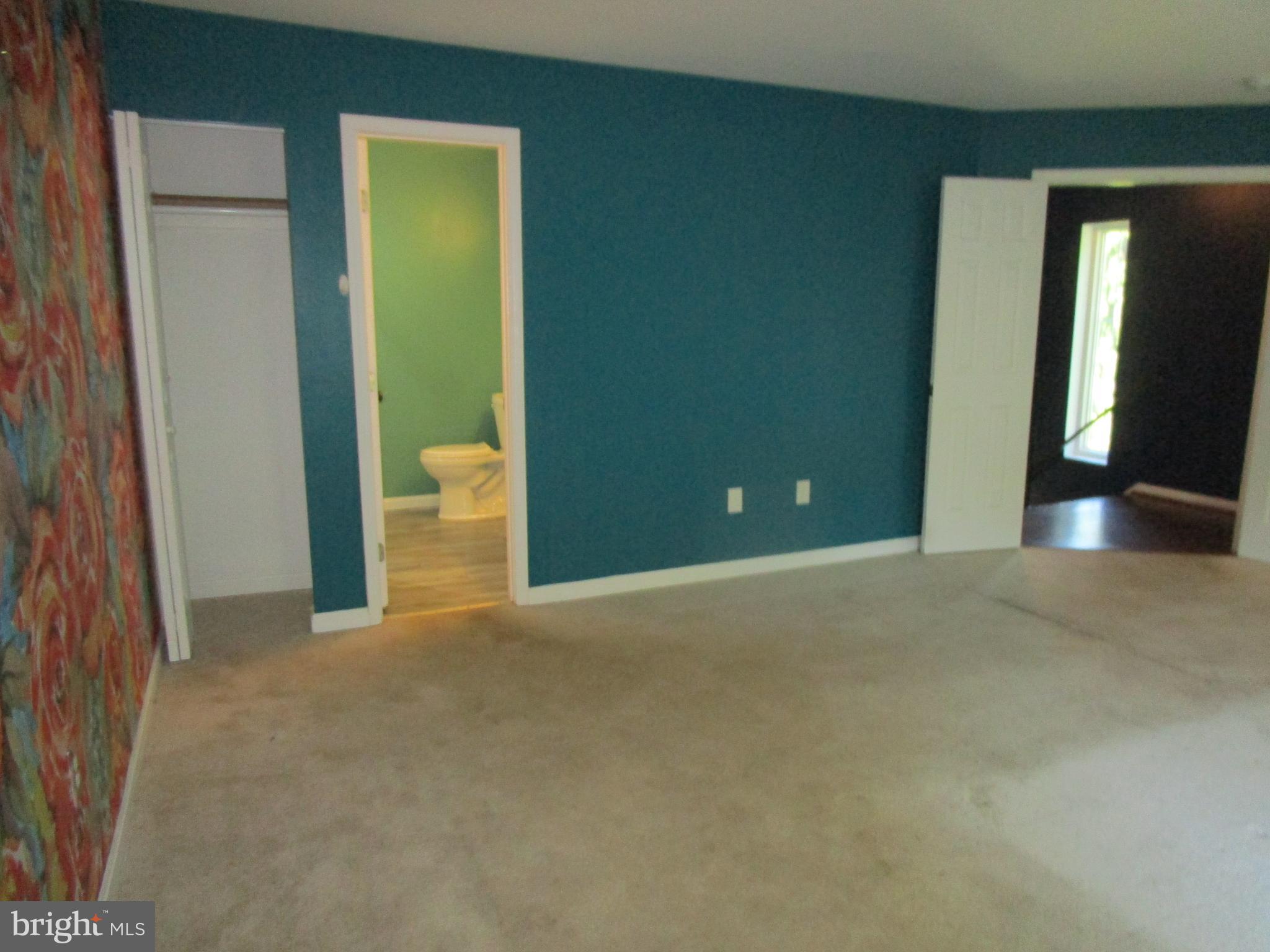 MOUNTAIN VILLAGE - Residential